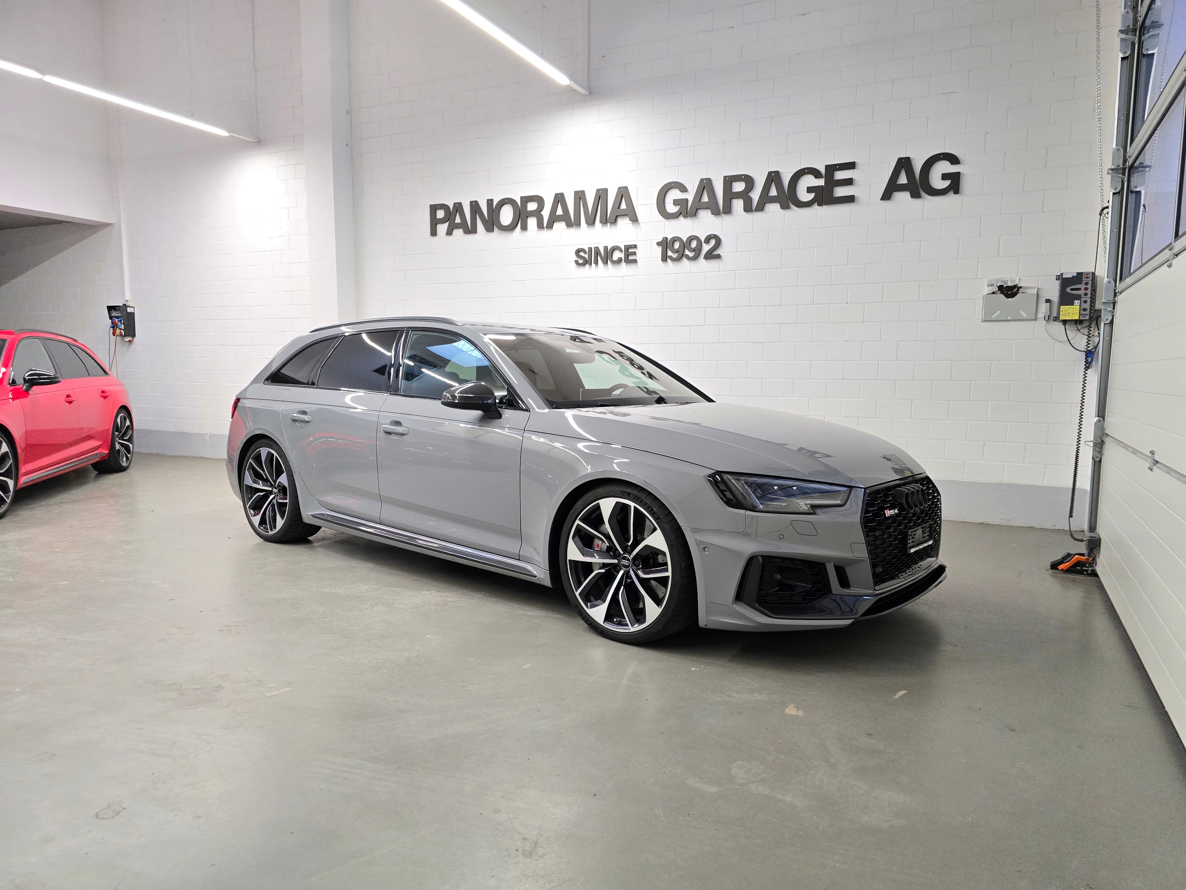 AUDI RS4 Avant 2.9 TFSI quattro tiptronic