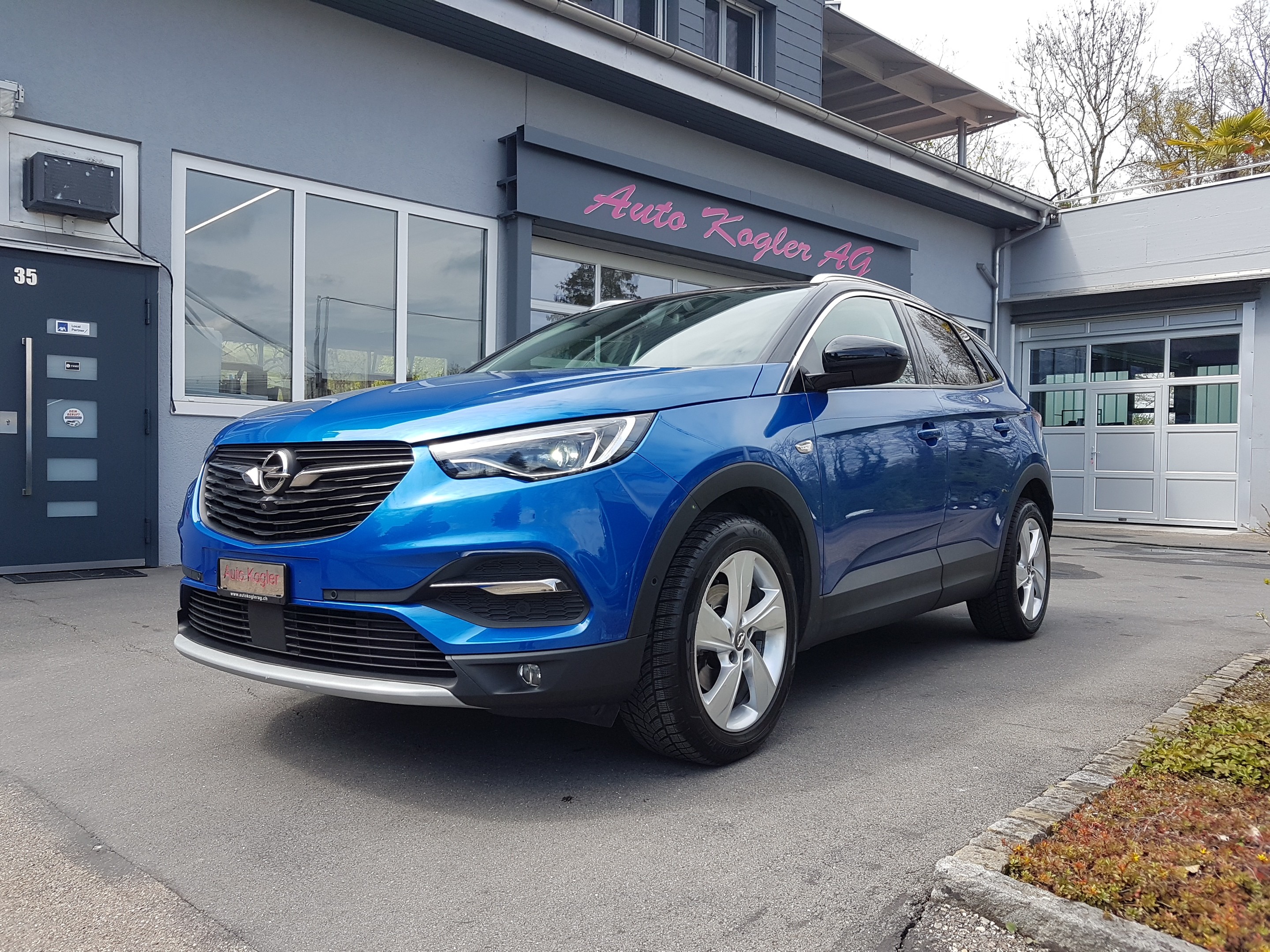 OPEL Grandland X 1.2i TP Excellence Automatik