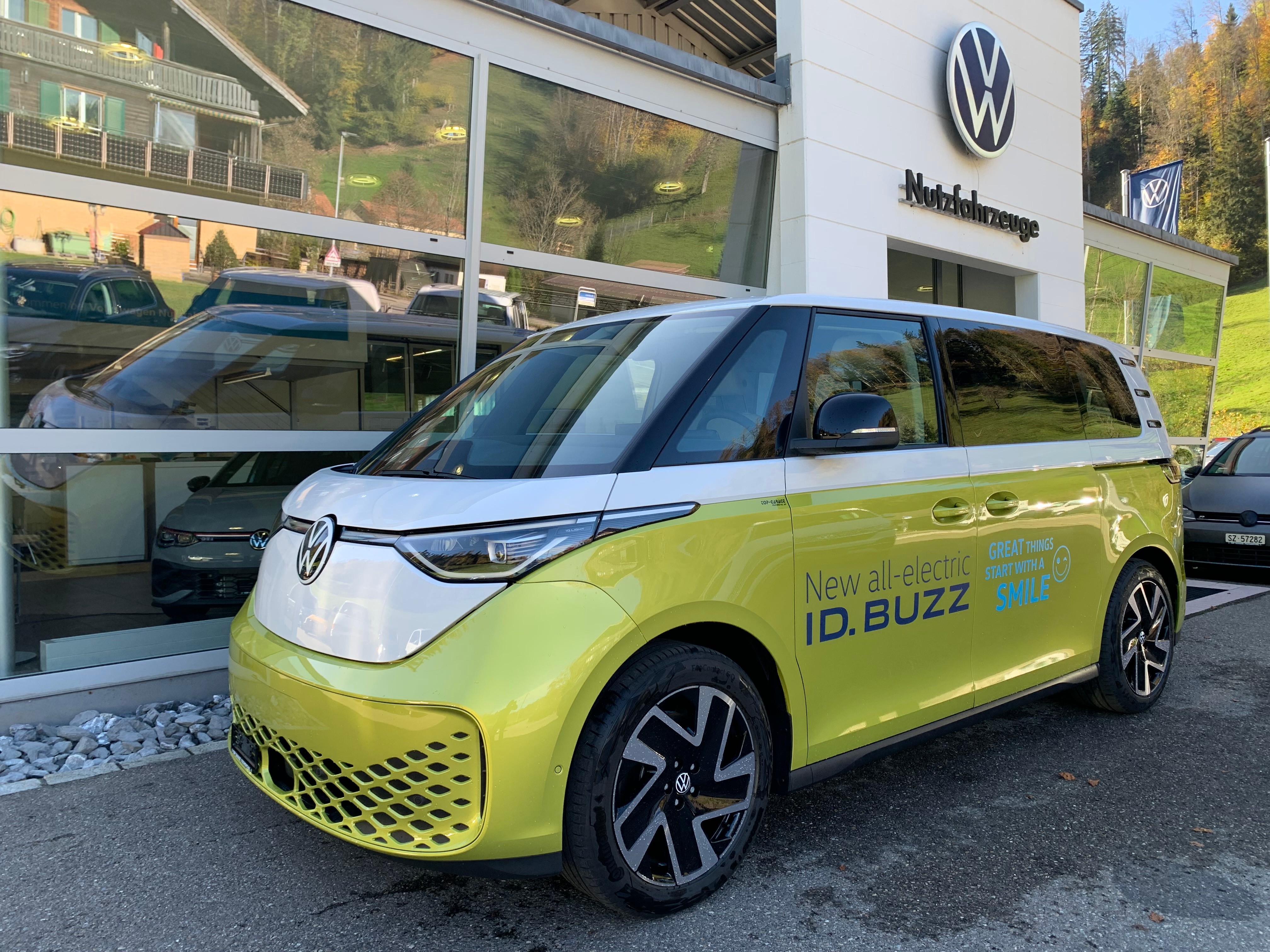 VW ID.Buzz Pro