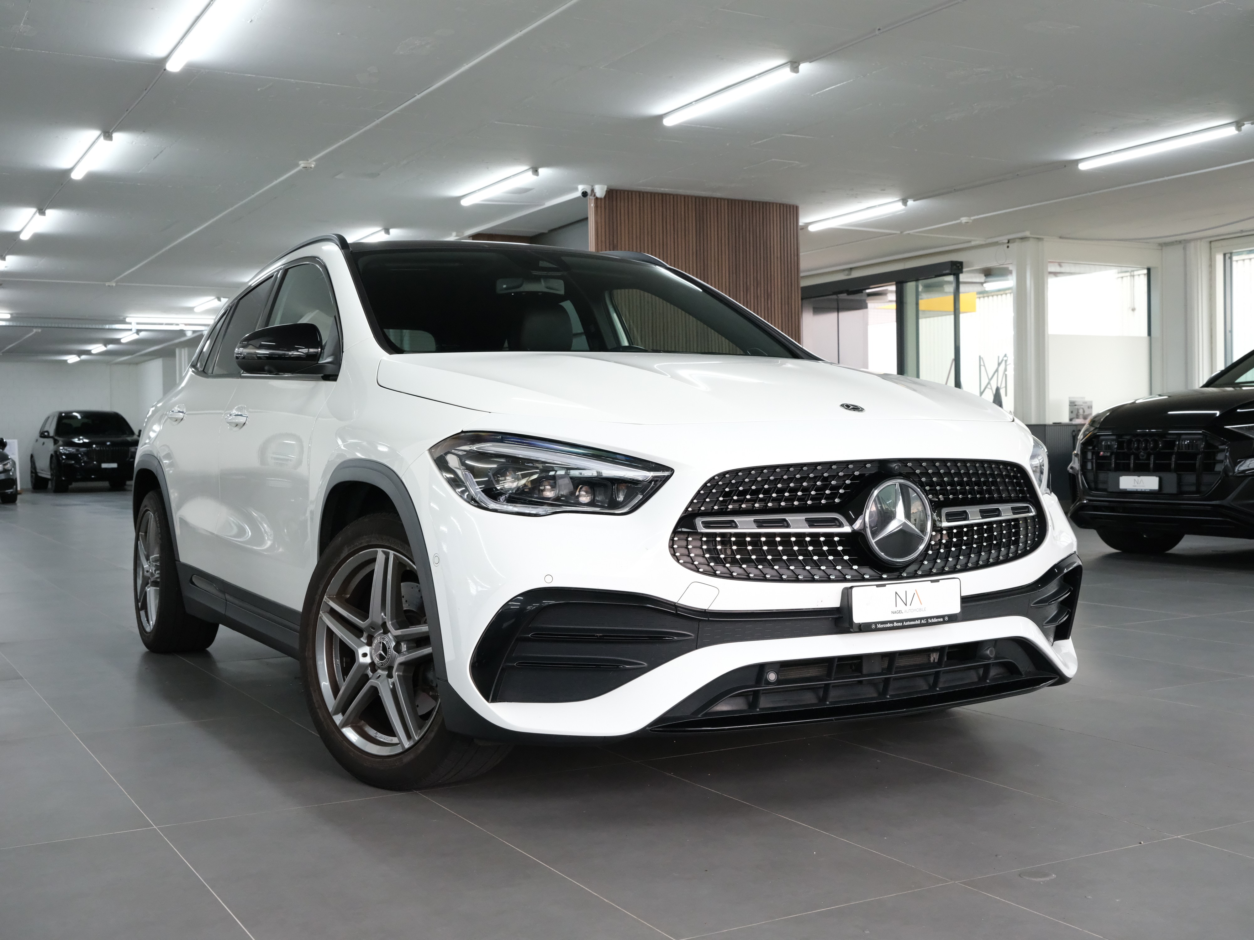 MERCEDES-BENZ GLA 220d 4Matic AMG Line 8G-DCT