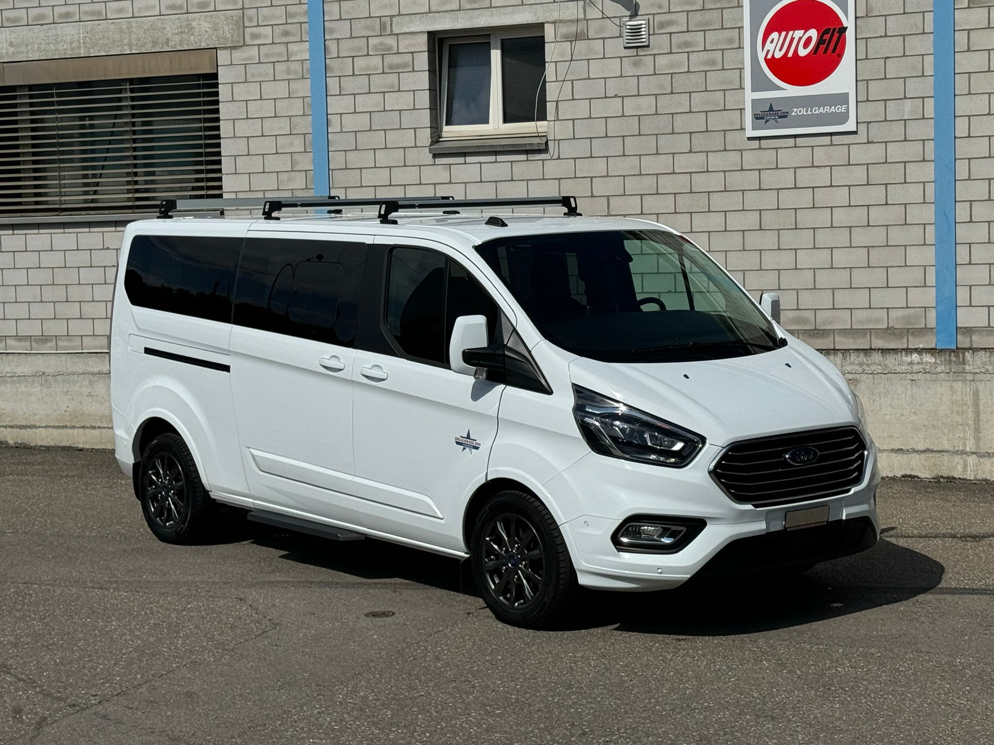 FORD Tourneo Custom 320 L2H1 Titanium X A