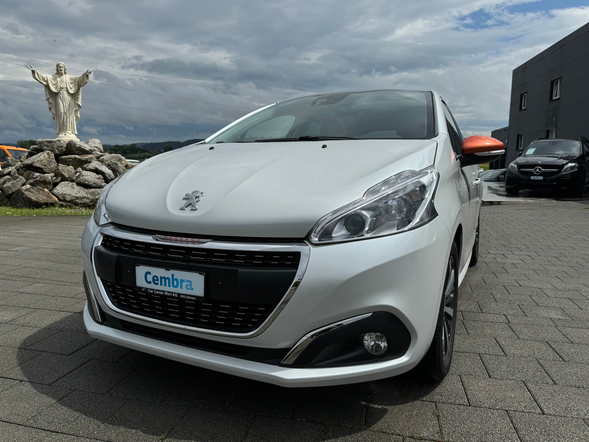 PEUGEOT 208 1.2 PureTech Roland Garros EAT6