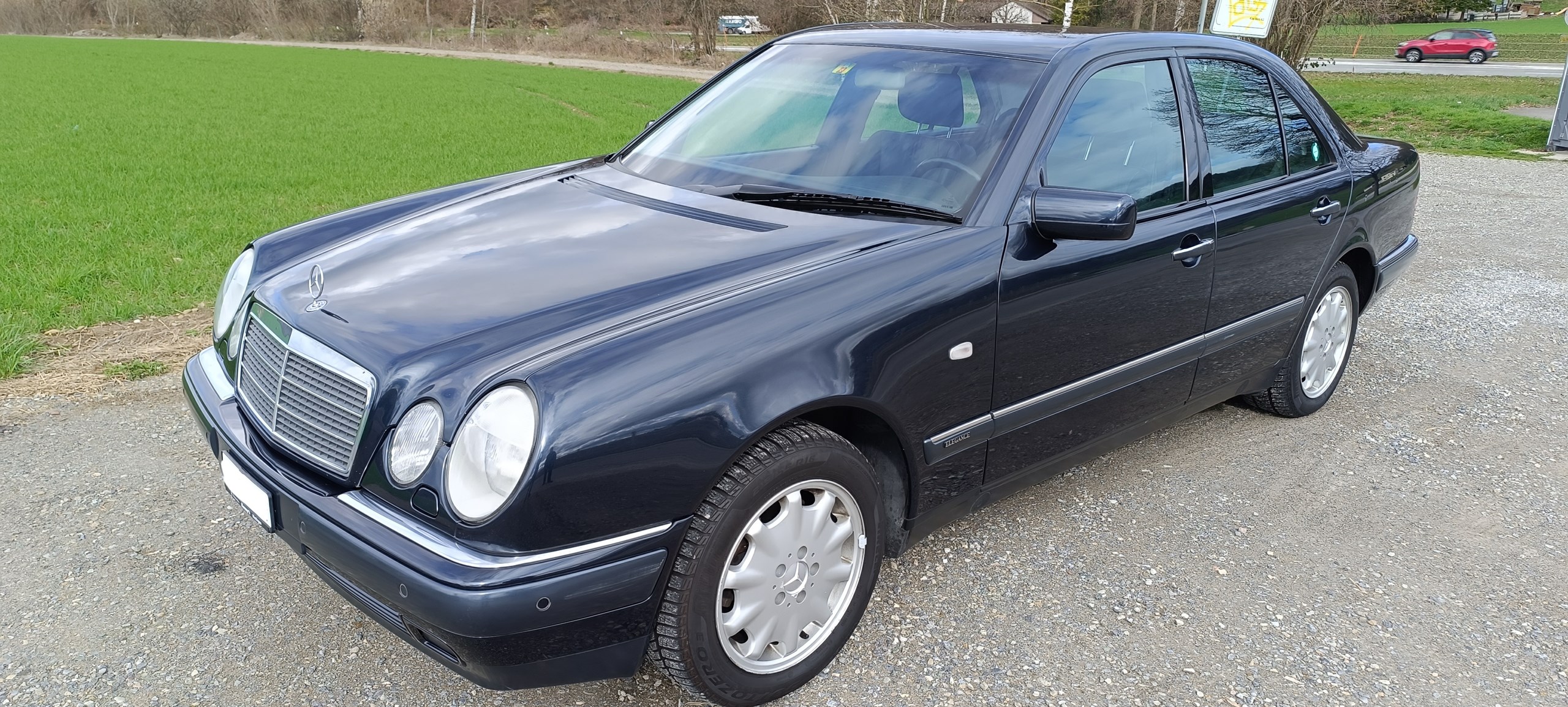 MERCEDES-BENZ E 280 Elegance 4 Matic