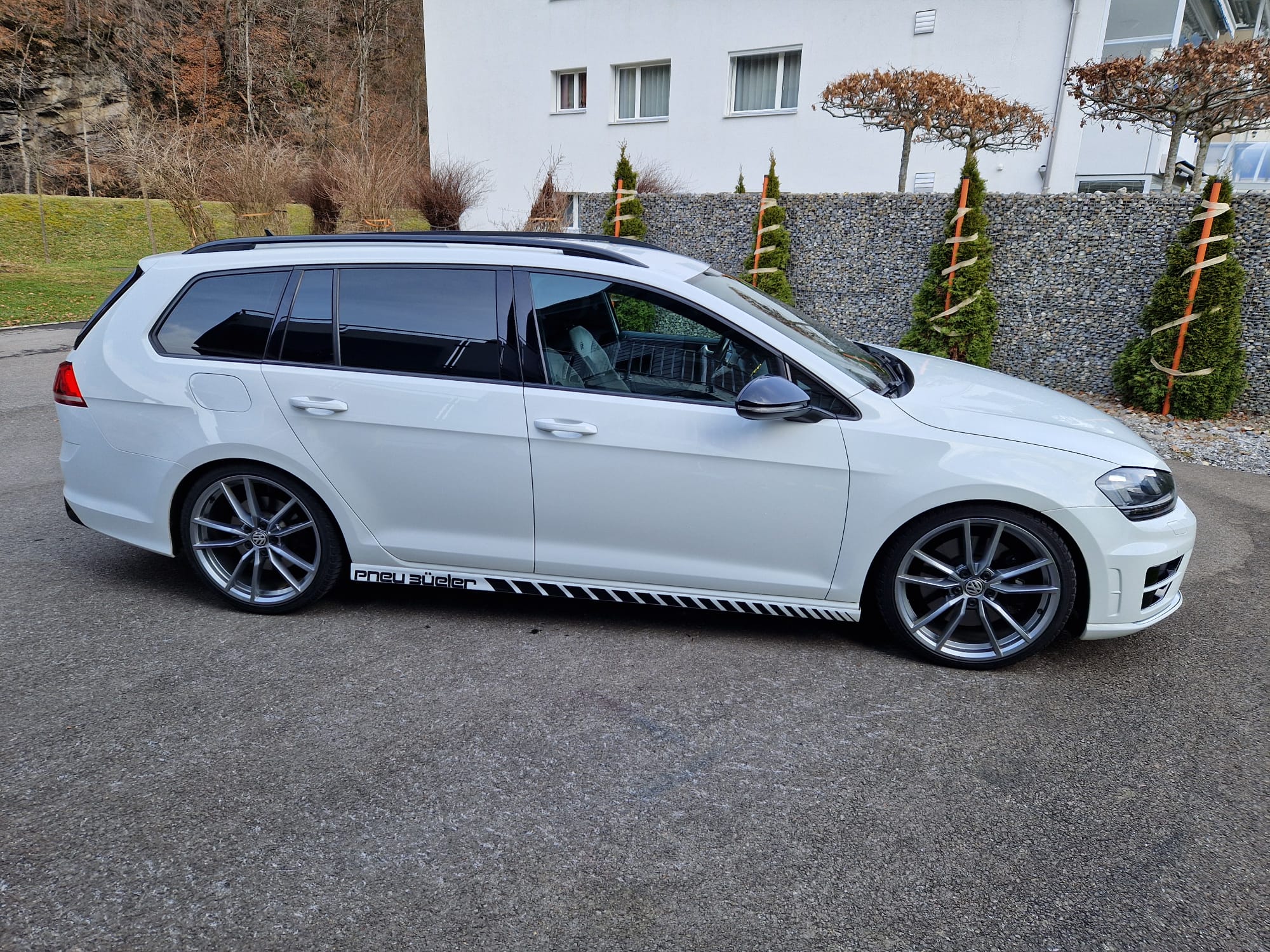 VW Golf Variant 2.0 TSI R 4 Motion DSG