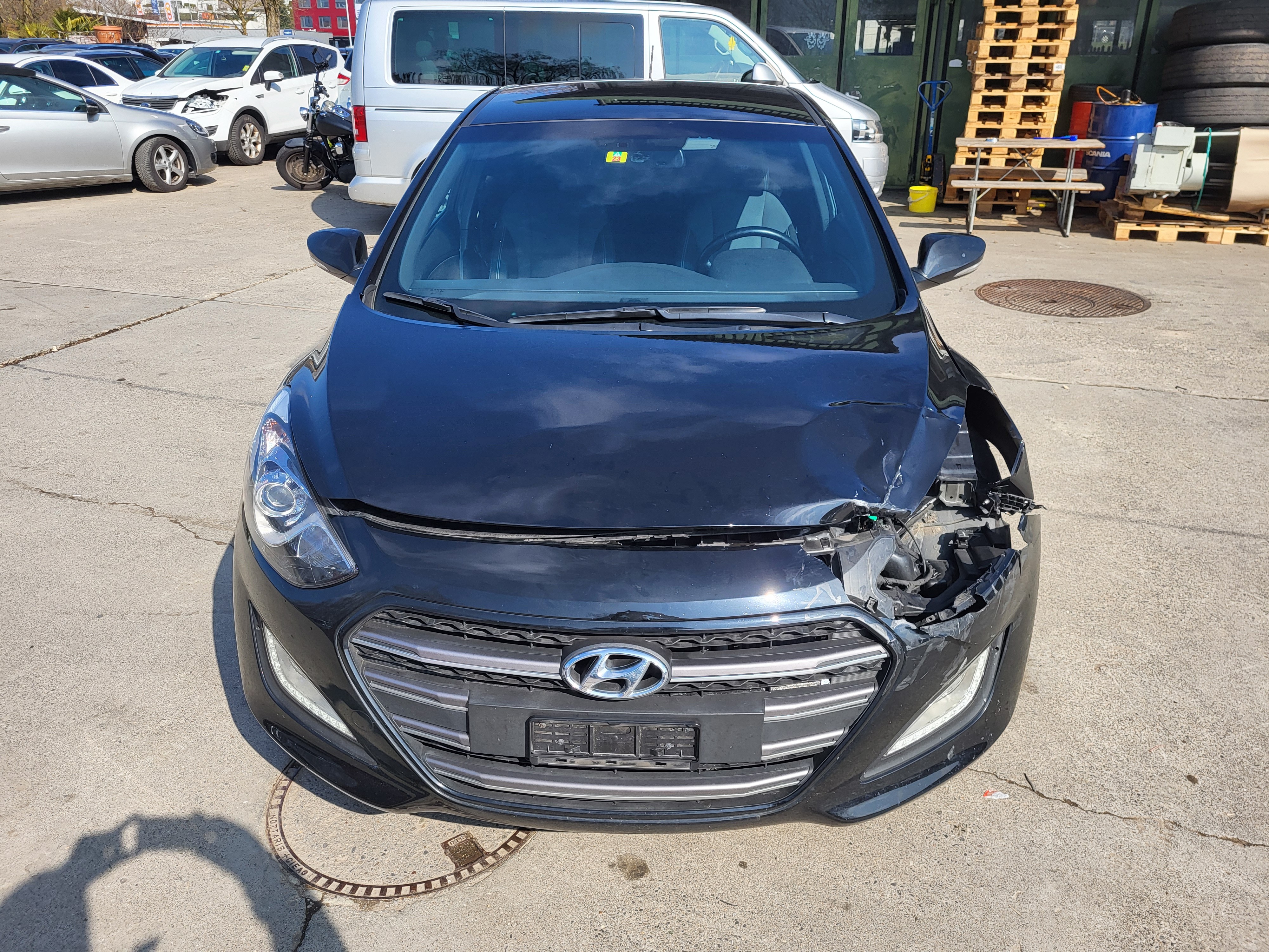 HYUNDAI i30 1.6 CRDi GO