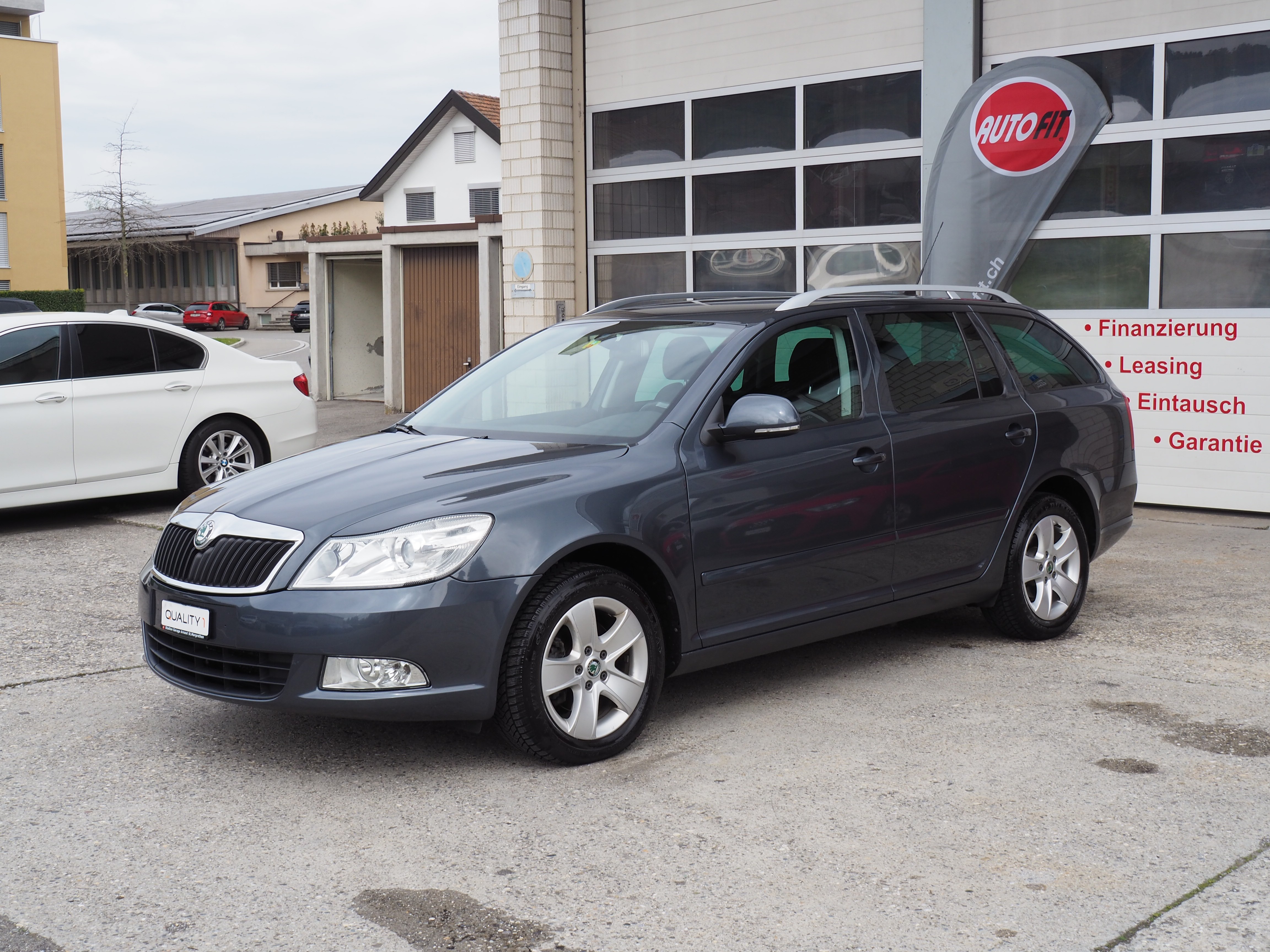 SKODA Octavia Combi 1.8 TSI Elegance DSG