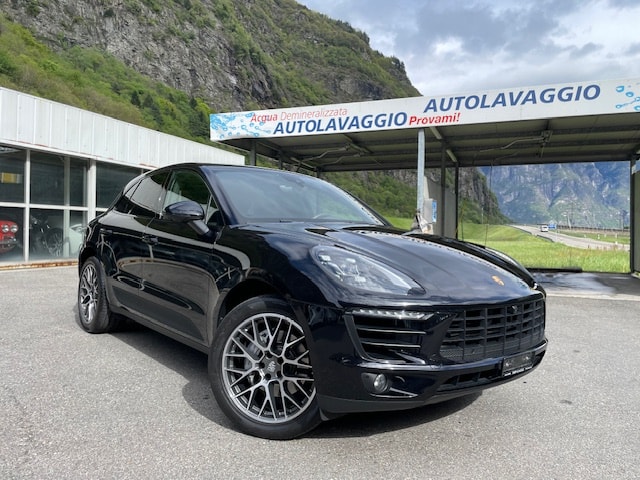 PORSCHE Macan S PDK