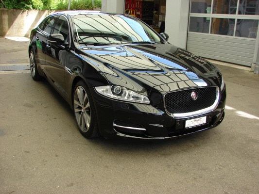 JAGUAR XJ 3.0 S/C Portfolio AWD