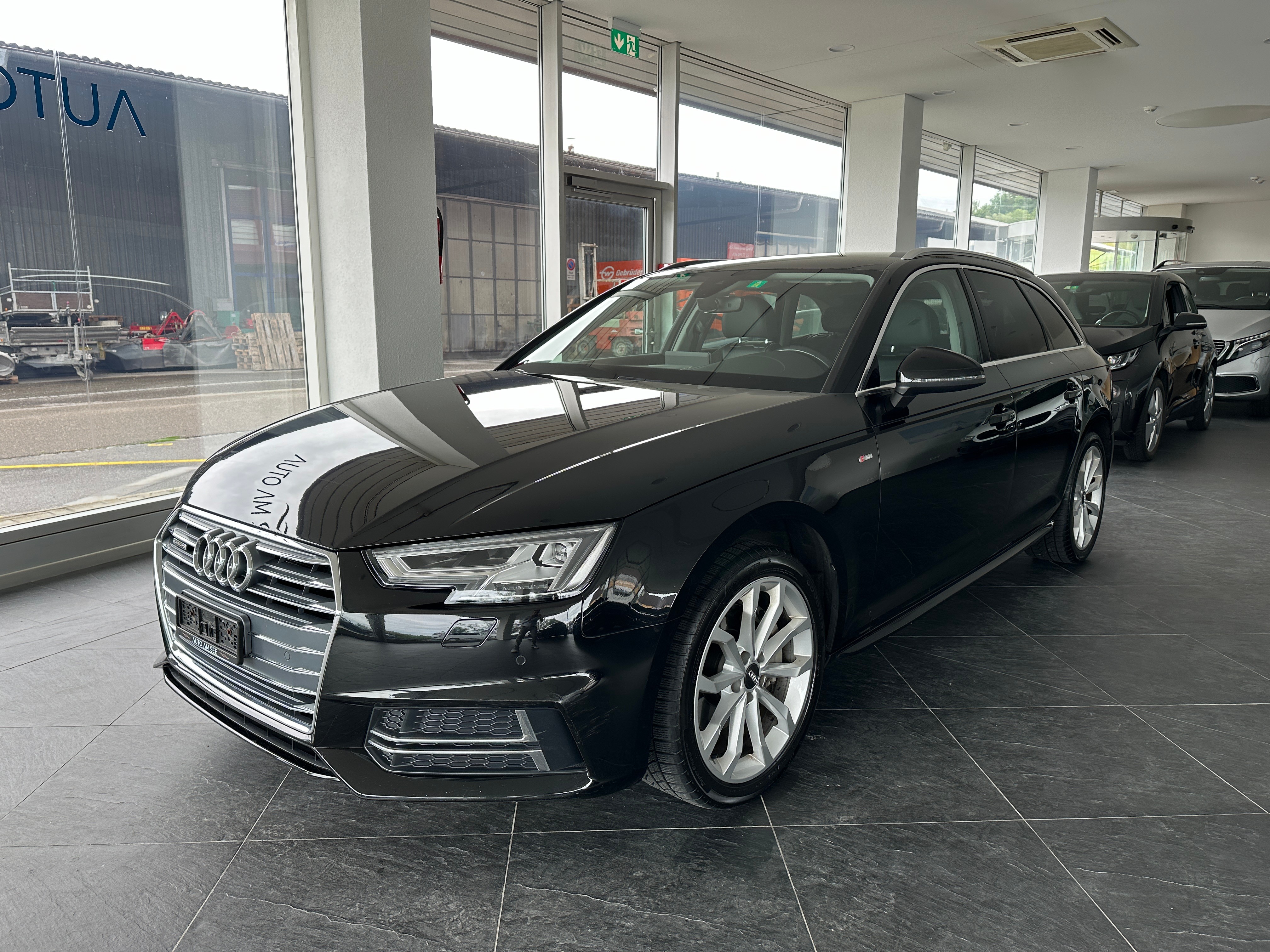 AUDI A4 Avant 2.0 TDI Sport quattro S-tronic