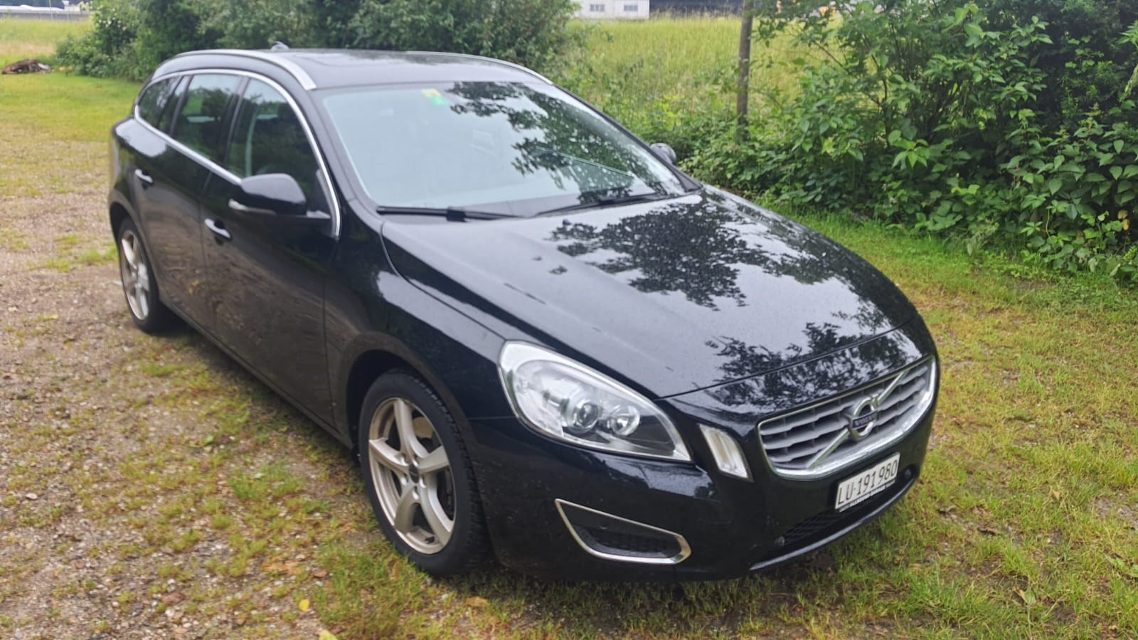 VOLVO V60 T6 AWD Summum Geartronic