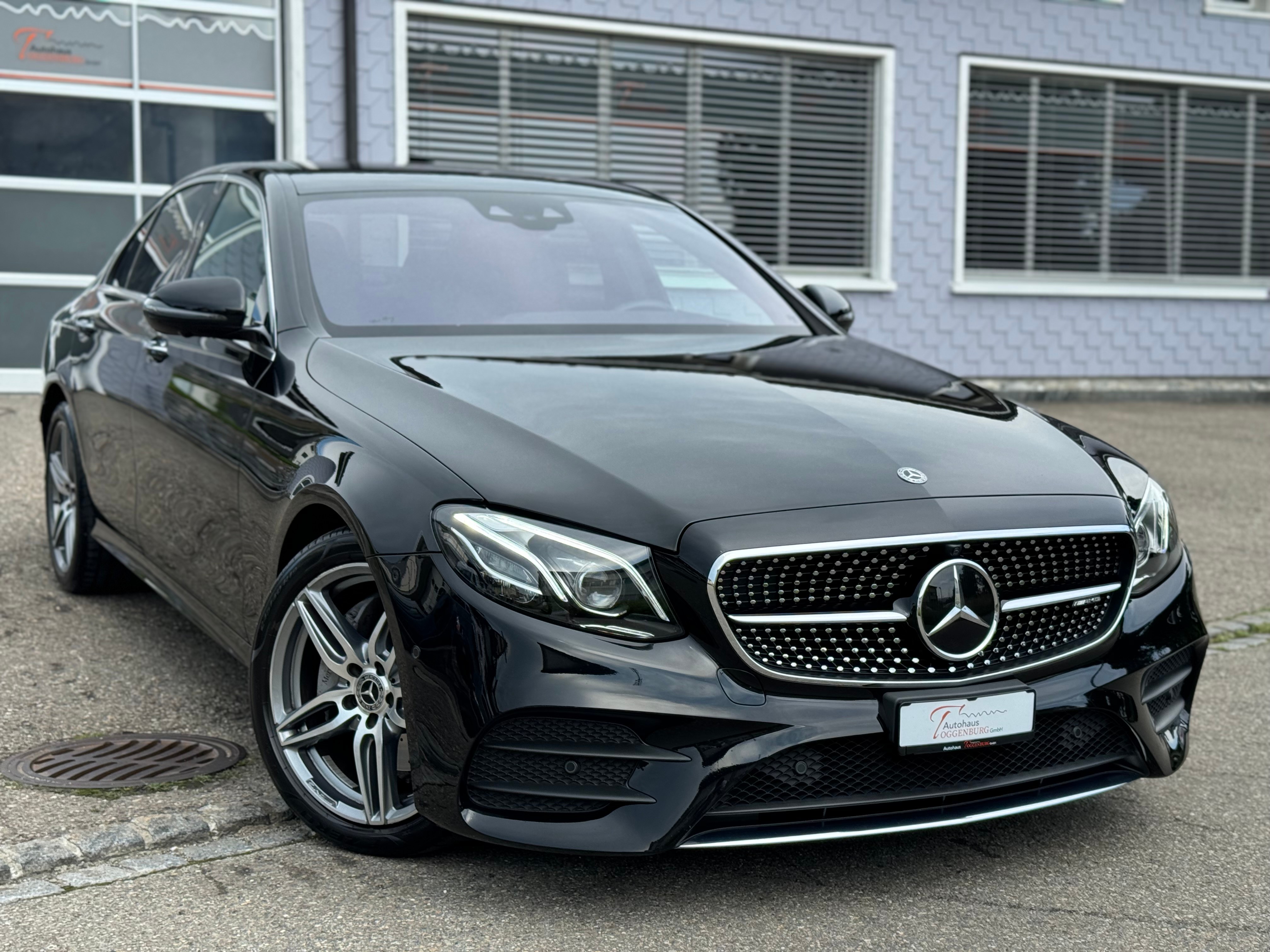 MERCEDES-BENZ E 220 d AMG Line 4Matic 9G-Tronic