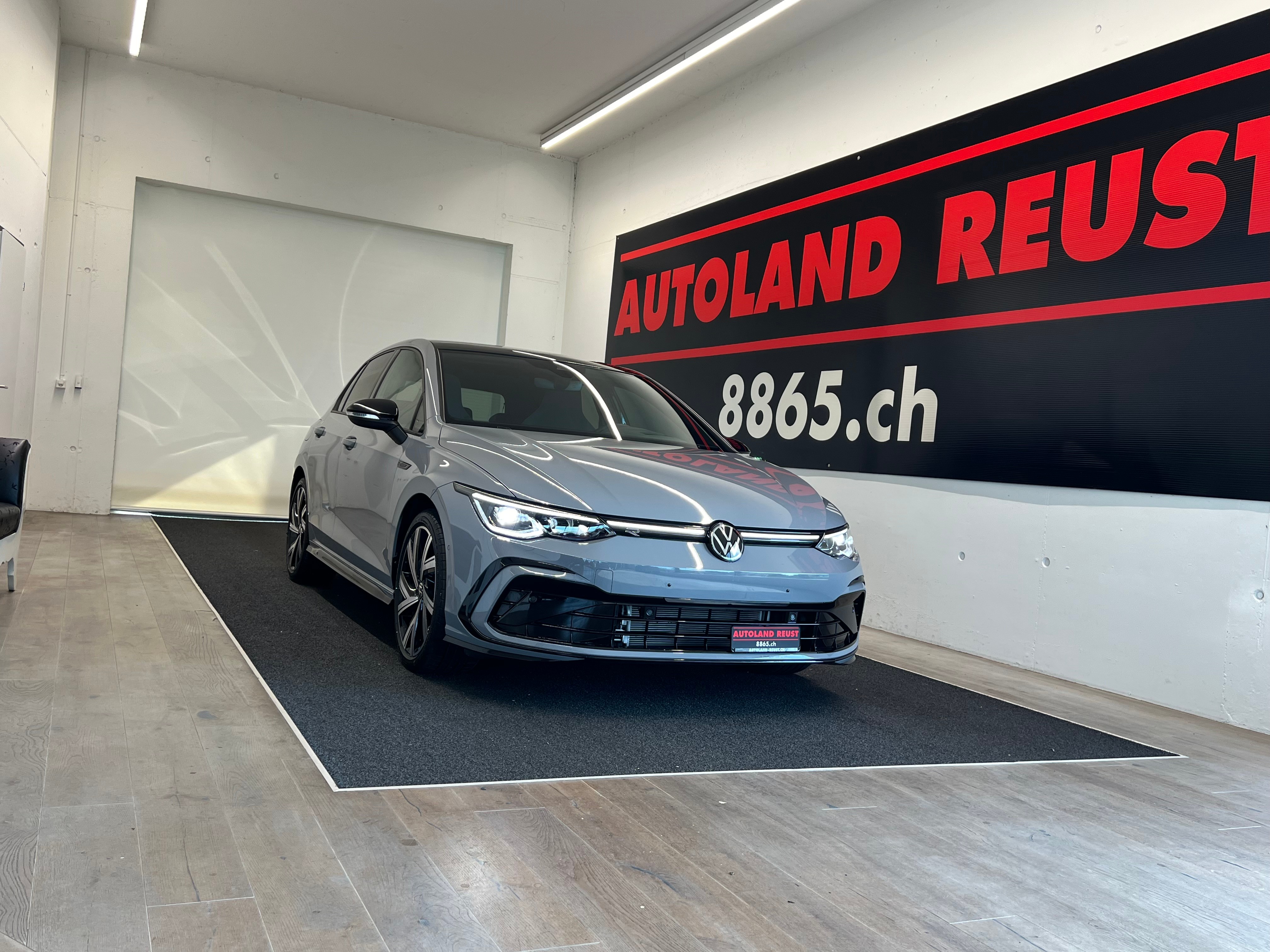 VW Golf 2.0 TSI R-Line DSG 4 Motion