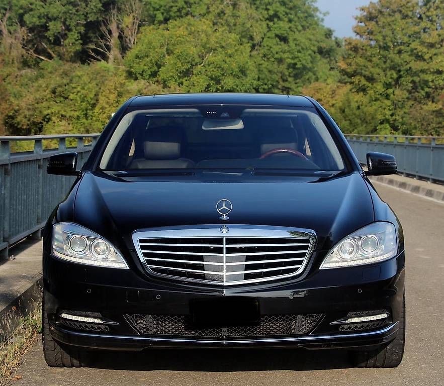 MERCEDES-BENZ S 500 L BlueEfficiency SS 4Matic 7G-Tronic