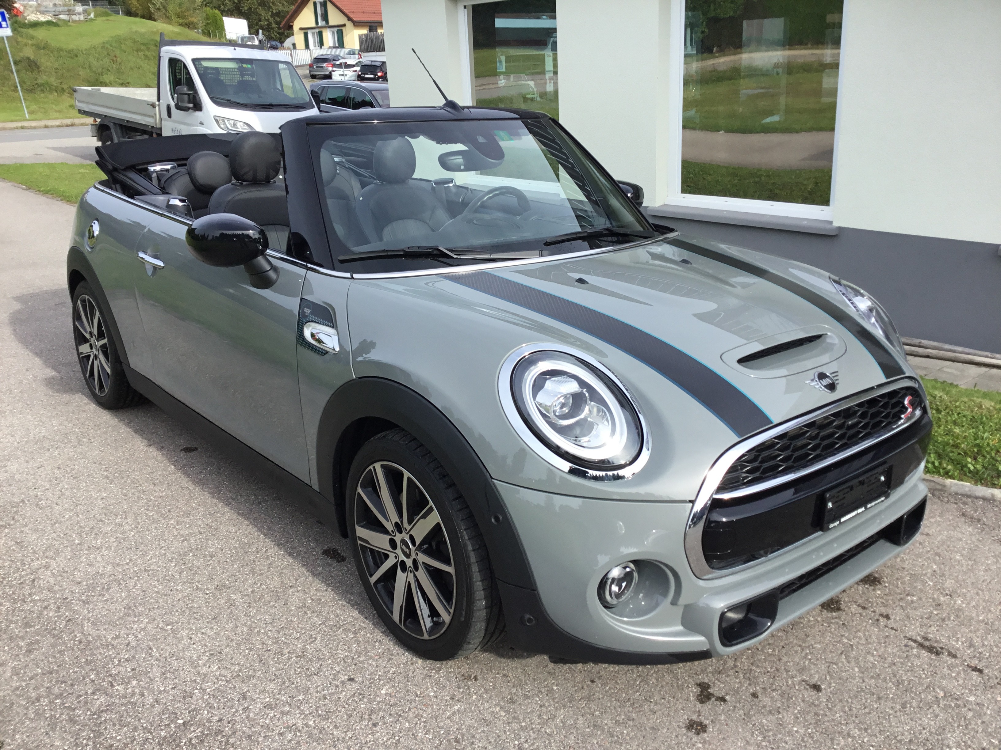 MINI Mini Cabrio Cooper S Sidewalk