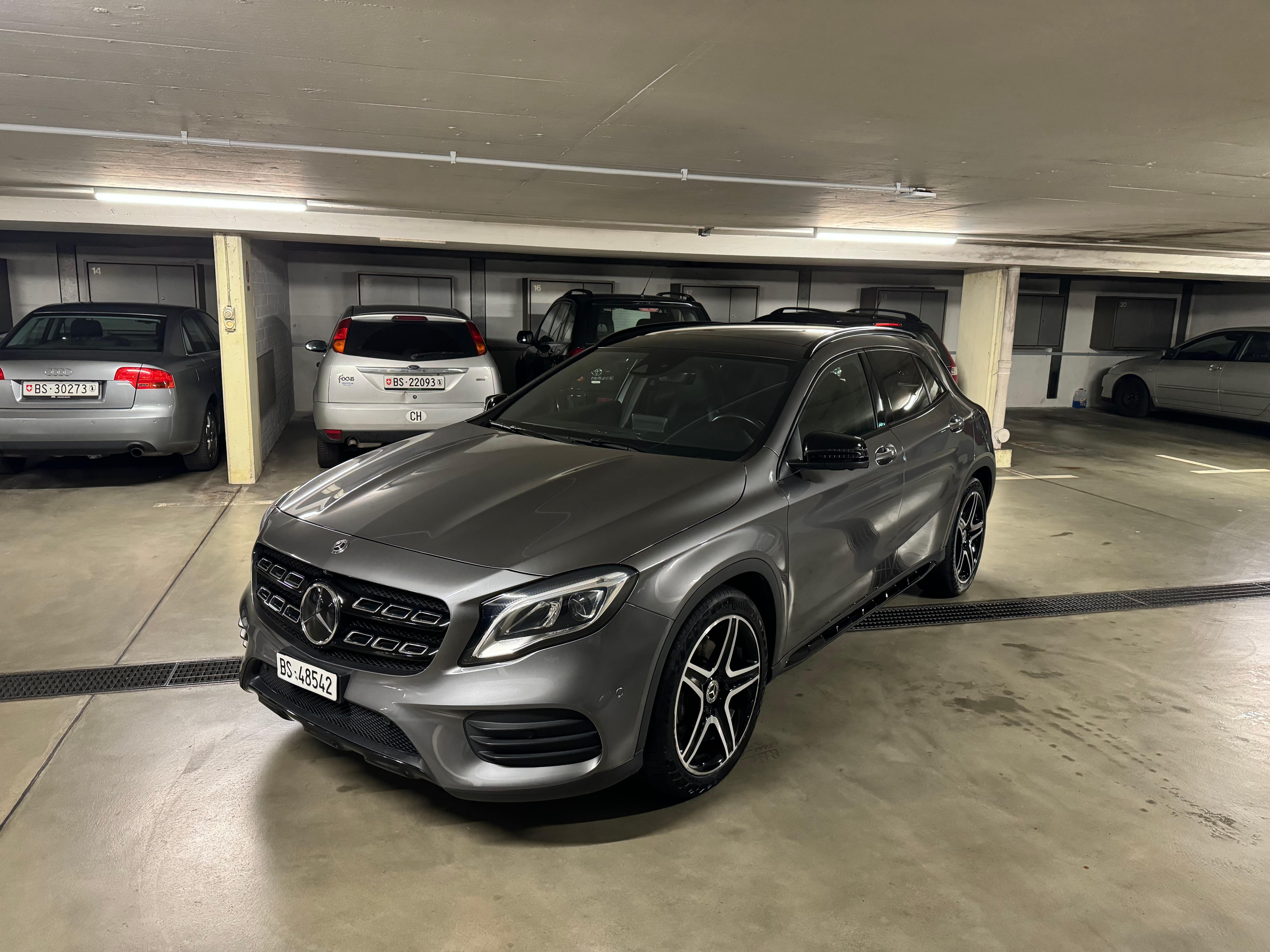 MERCEDES-BENZ GLA 250 AMG Line 4Matic 7G-DCT