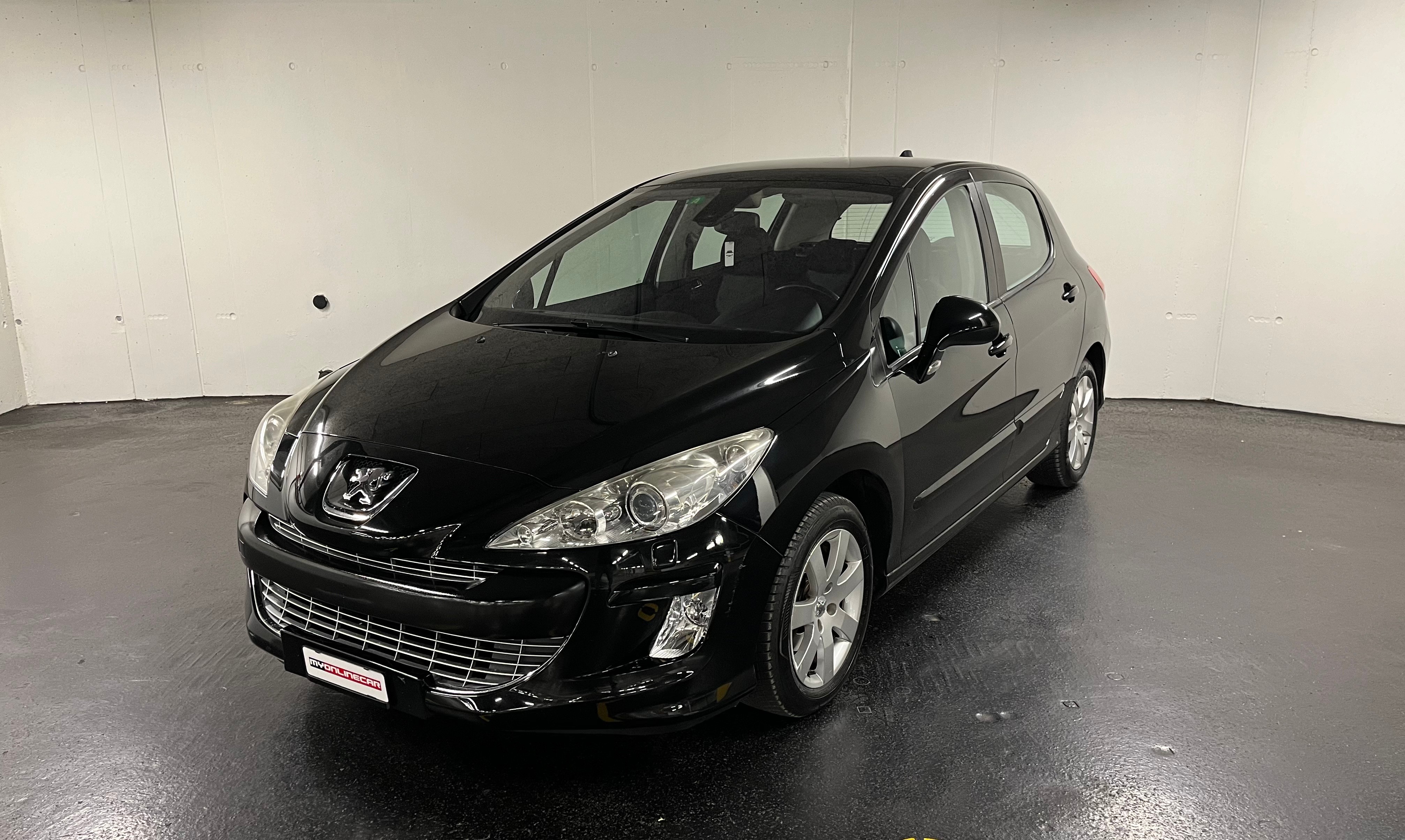 PEUGEOT 308 1.6 16V T Sport Pack