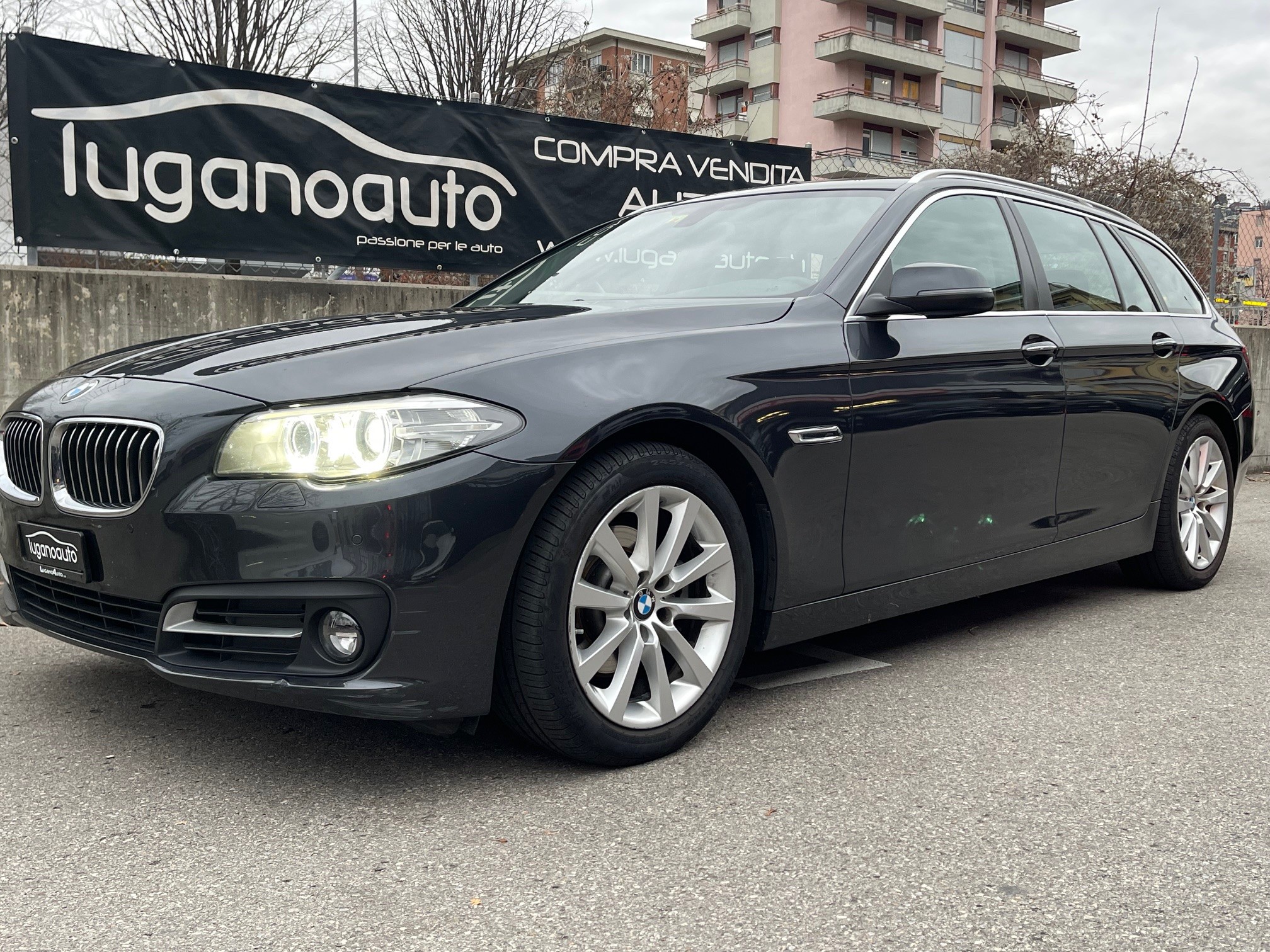 BMW 520d Touring xDrive Steptronic