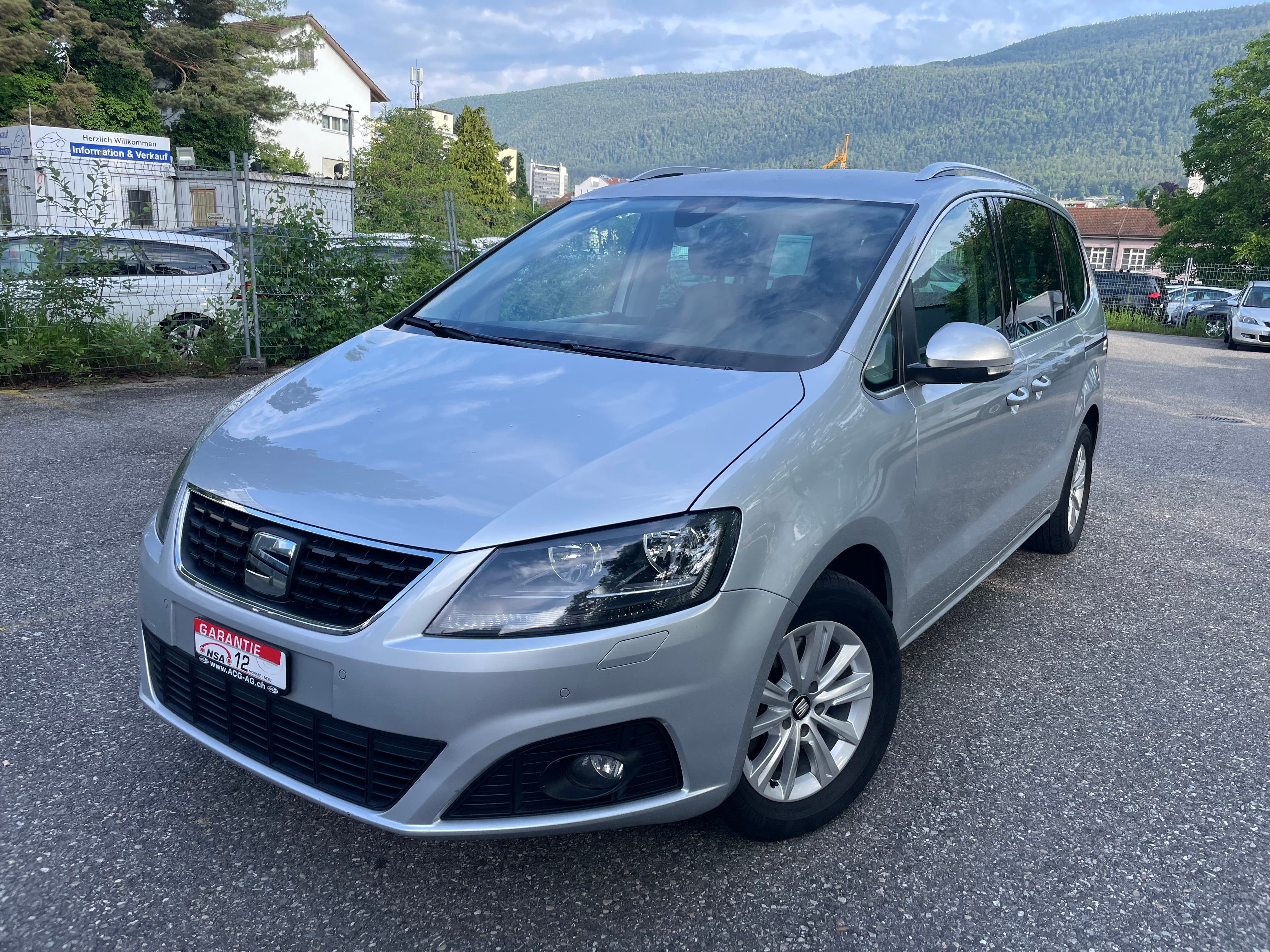 SEAT Alhambra 2.0 TDI DSG Style * Navigation * PDC V&H-Rückfahrkamera * Tempomat * AHK 2200Kg * Frisch Ab MFK