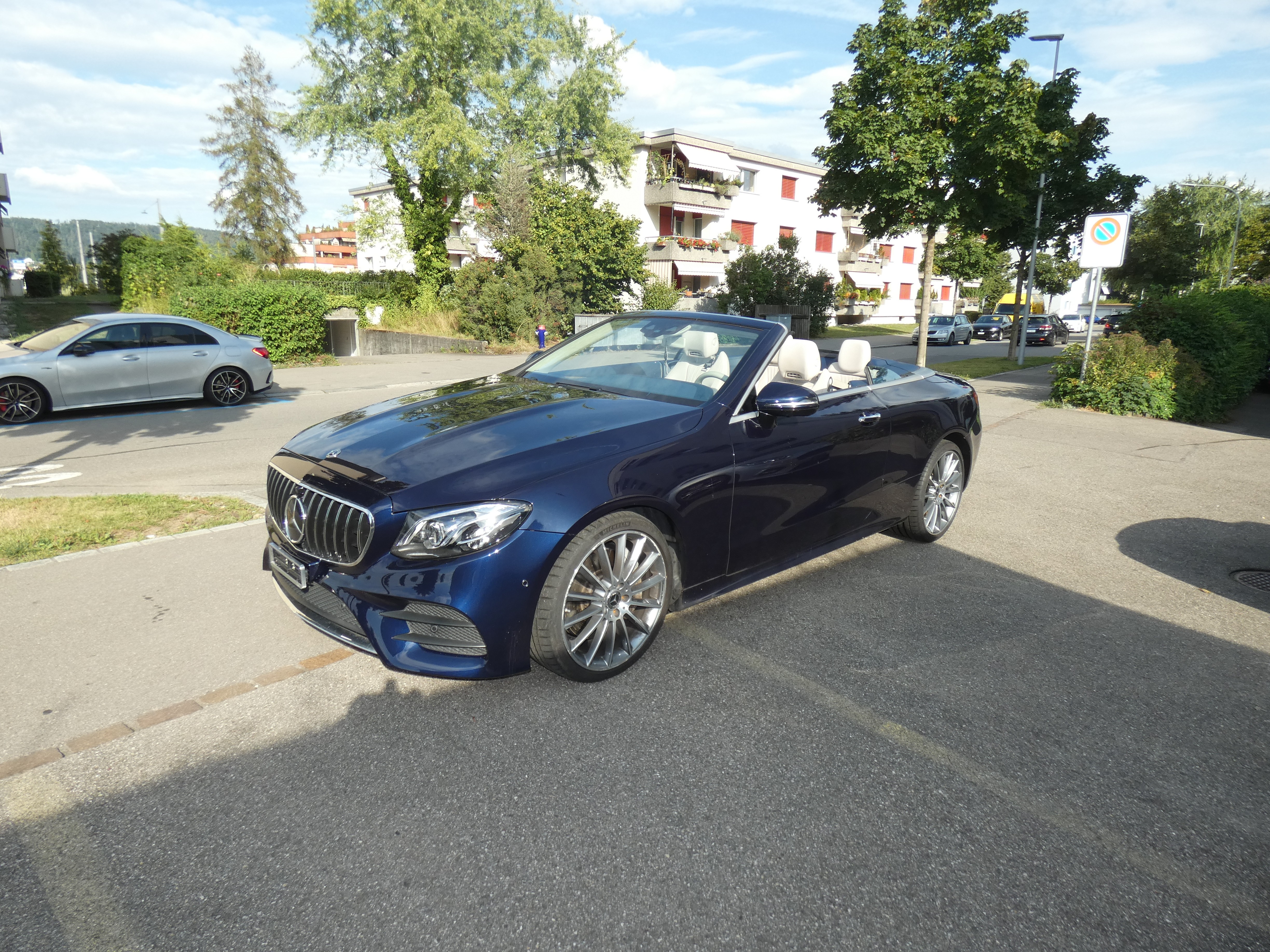 MERCEDES-BENZ E 400 Cabriolet Avantgarde 4 Matic 9G-Tronic