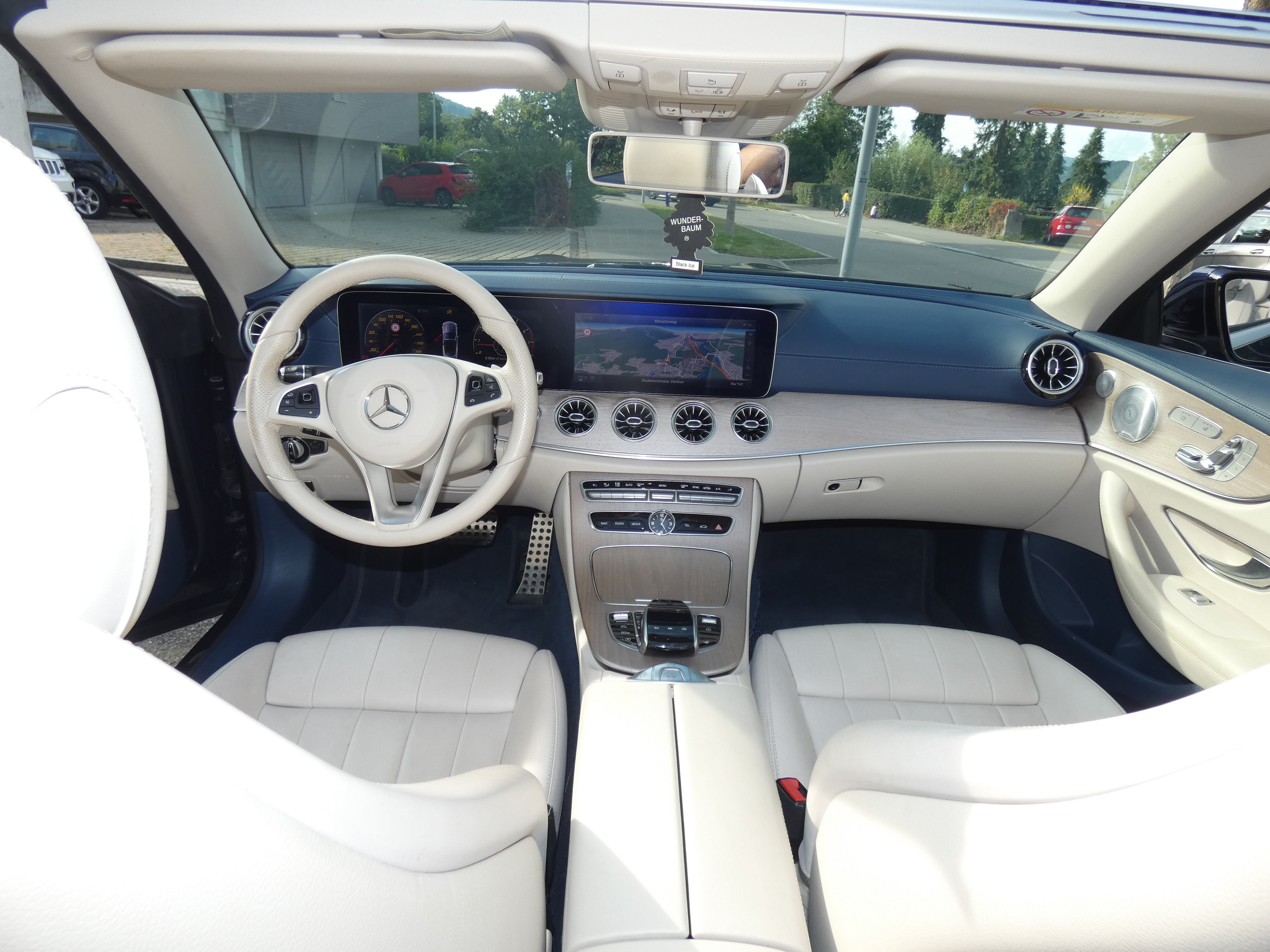 MERCEDES-BENZ E 400 Cabriolet Avantgarde 4 Matic 9G-Tronic