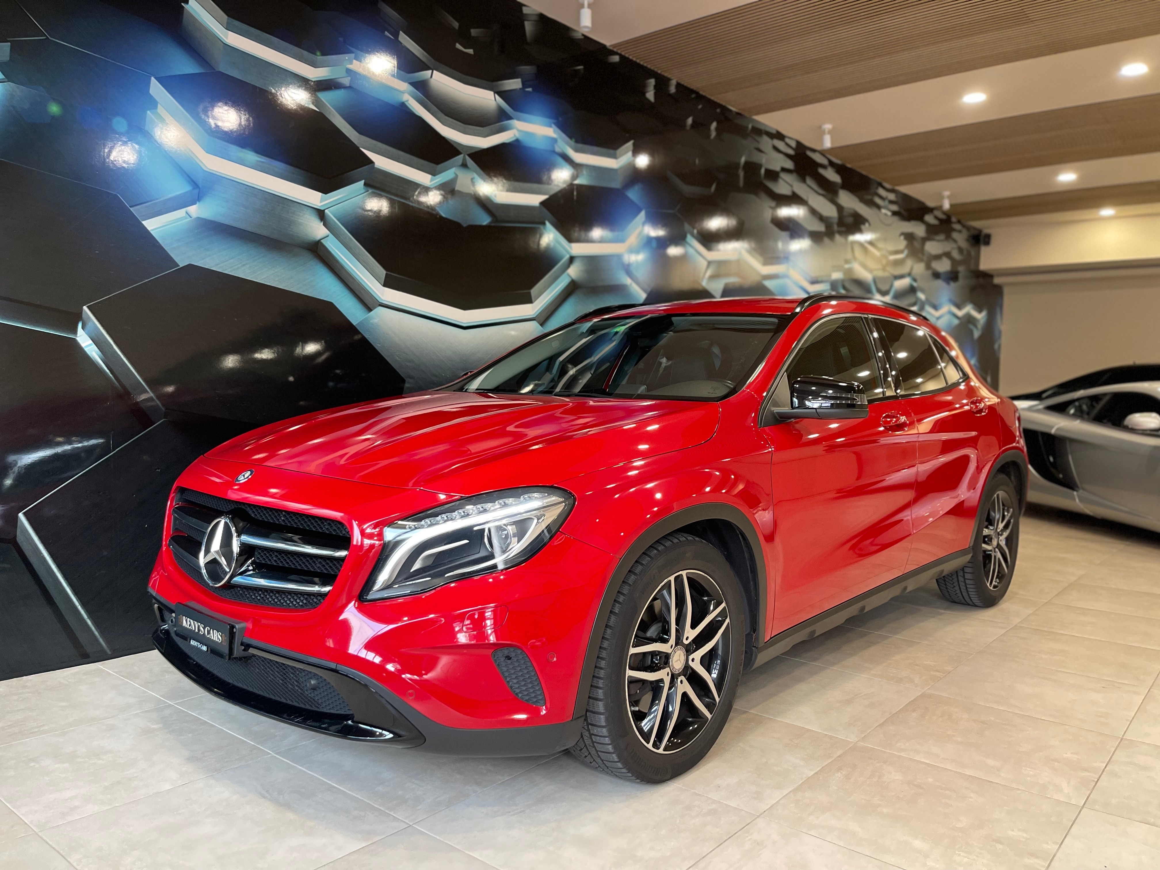 MERCEDES-BENZ GLA 250 Style 4Matic 7G-DCT