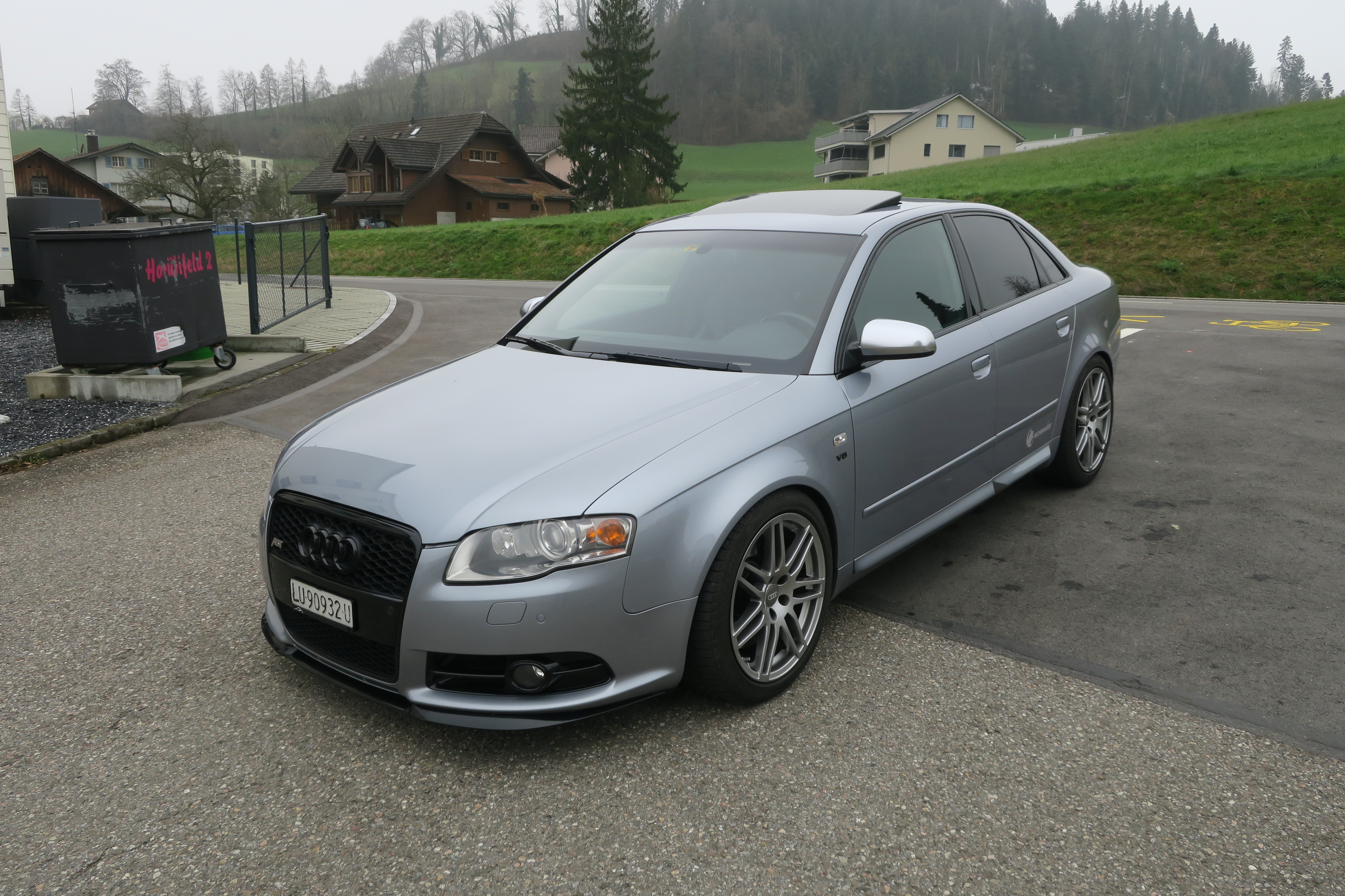 AUDI S4 4.2 V8 quattro