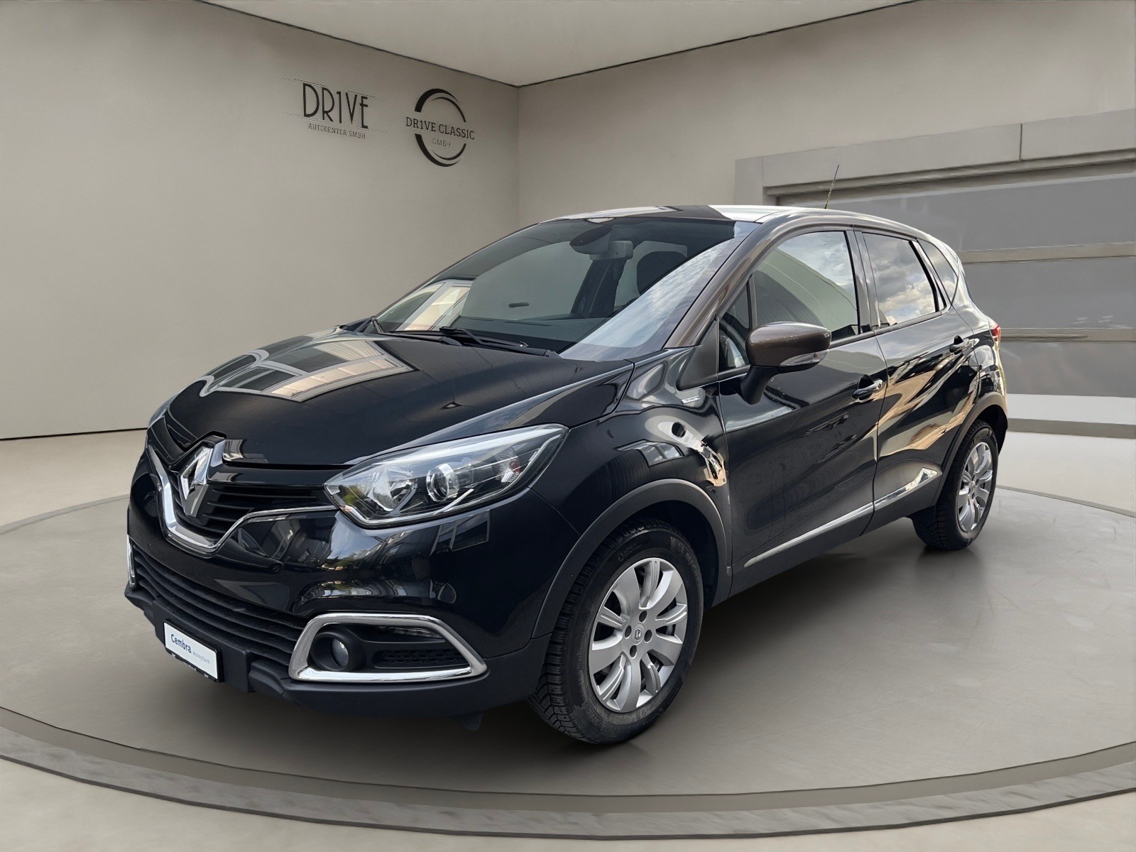 RENAULT Captur 1.2 T 16V Iconic EDC