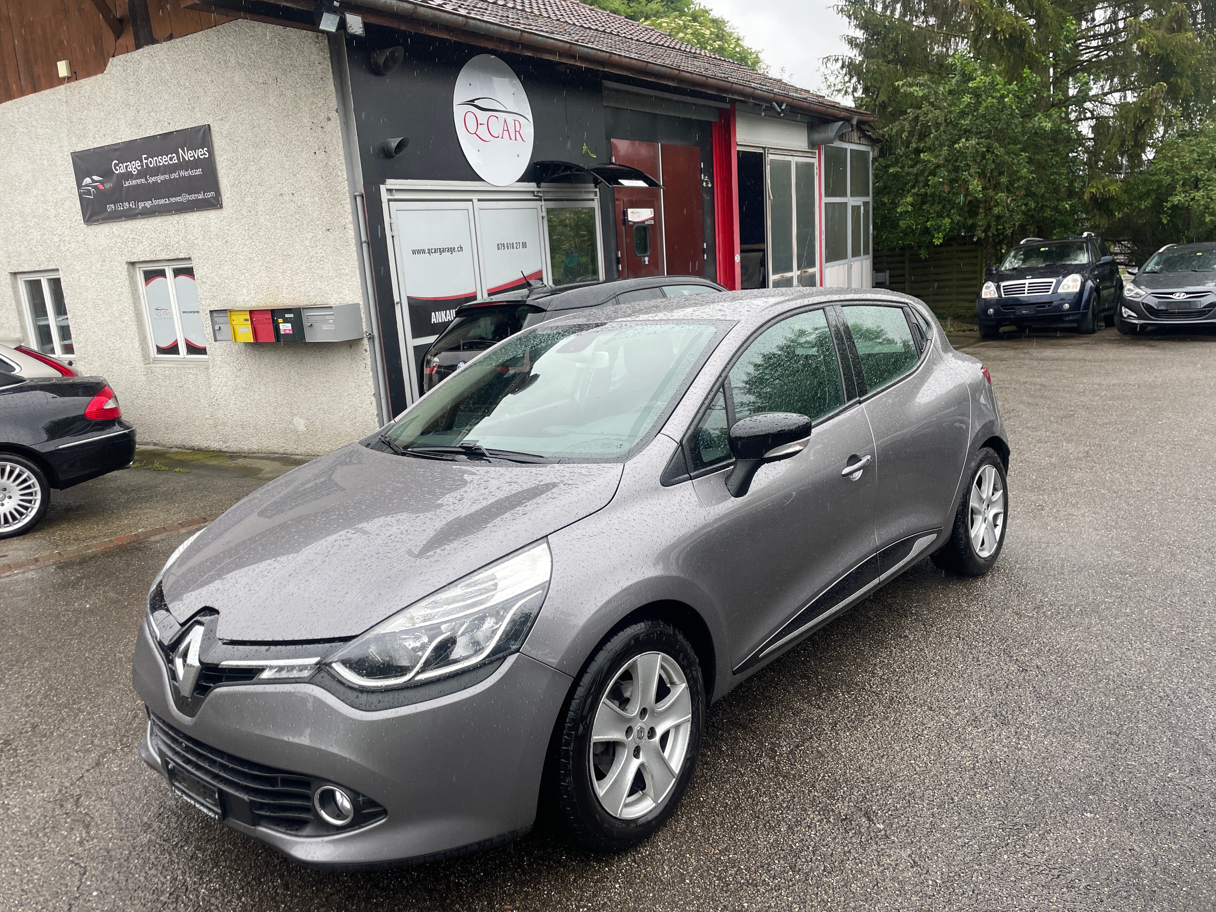 RENAULT Clio 1.2 16V T Swiss Edition EDC