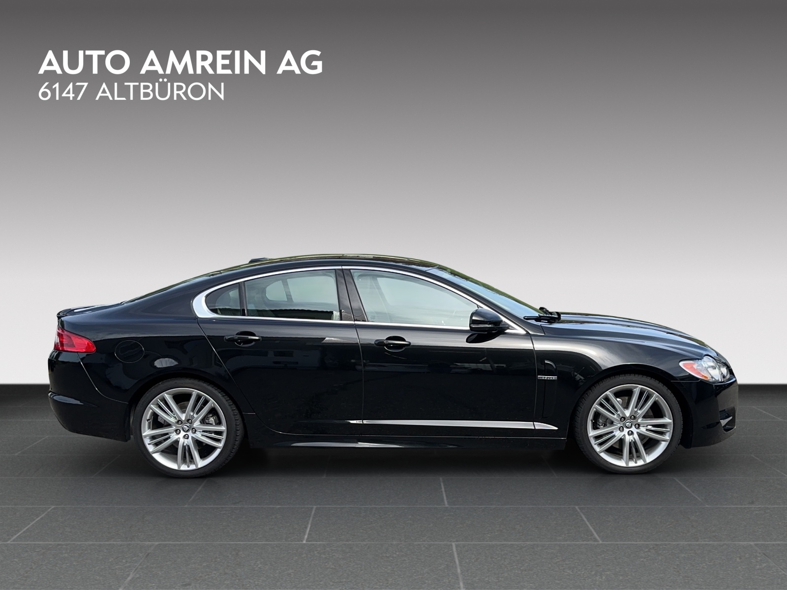 JAGUAR XF 5.0 V8 Portfolio