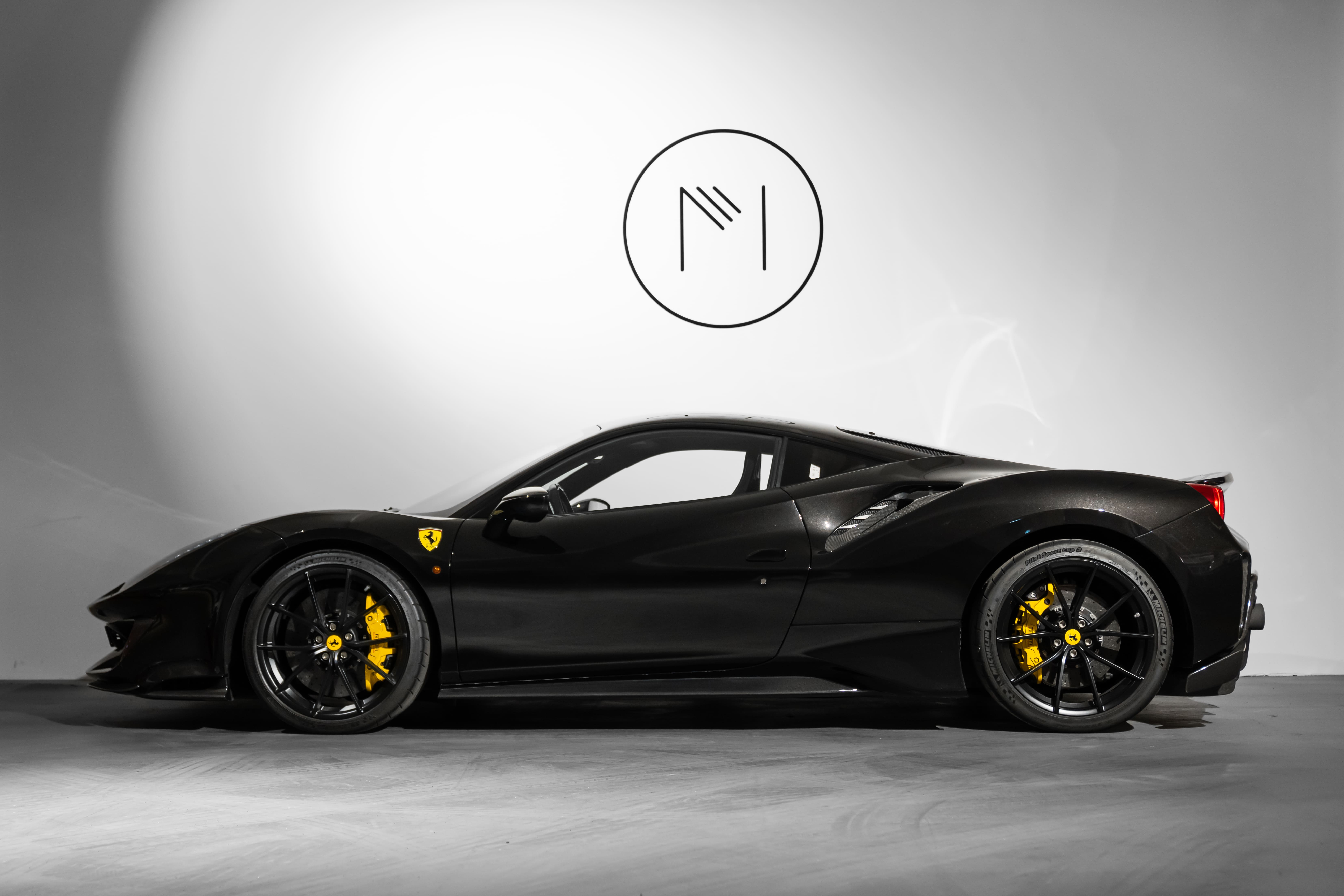 FERRARI 488 Pista 3.9 V8