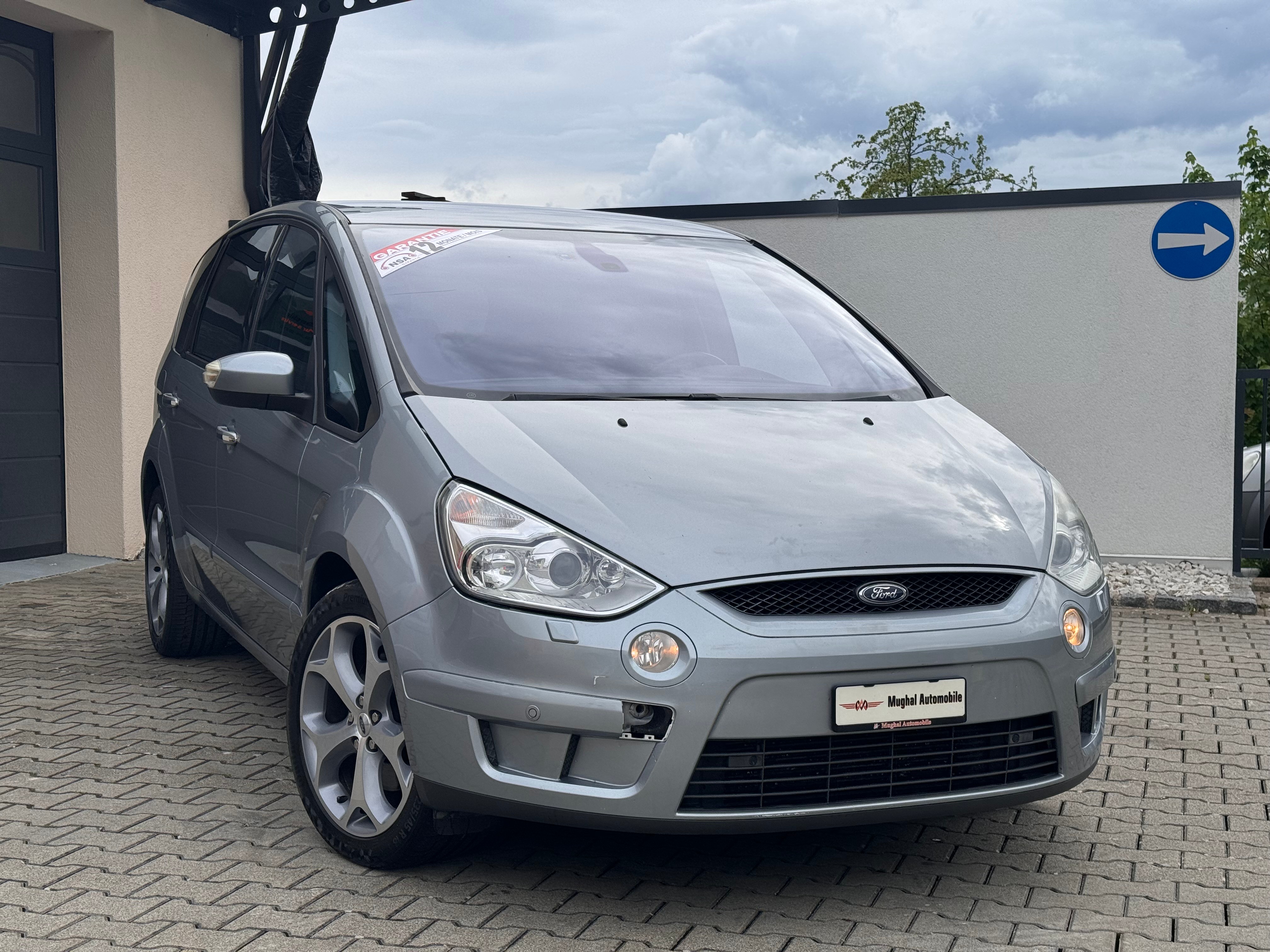 FORD S-Max 2.2 TDCi Titanium