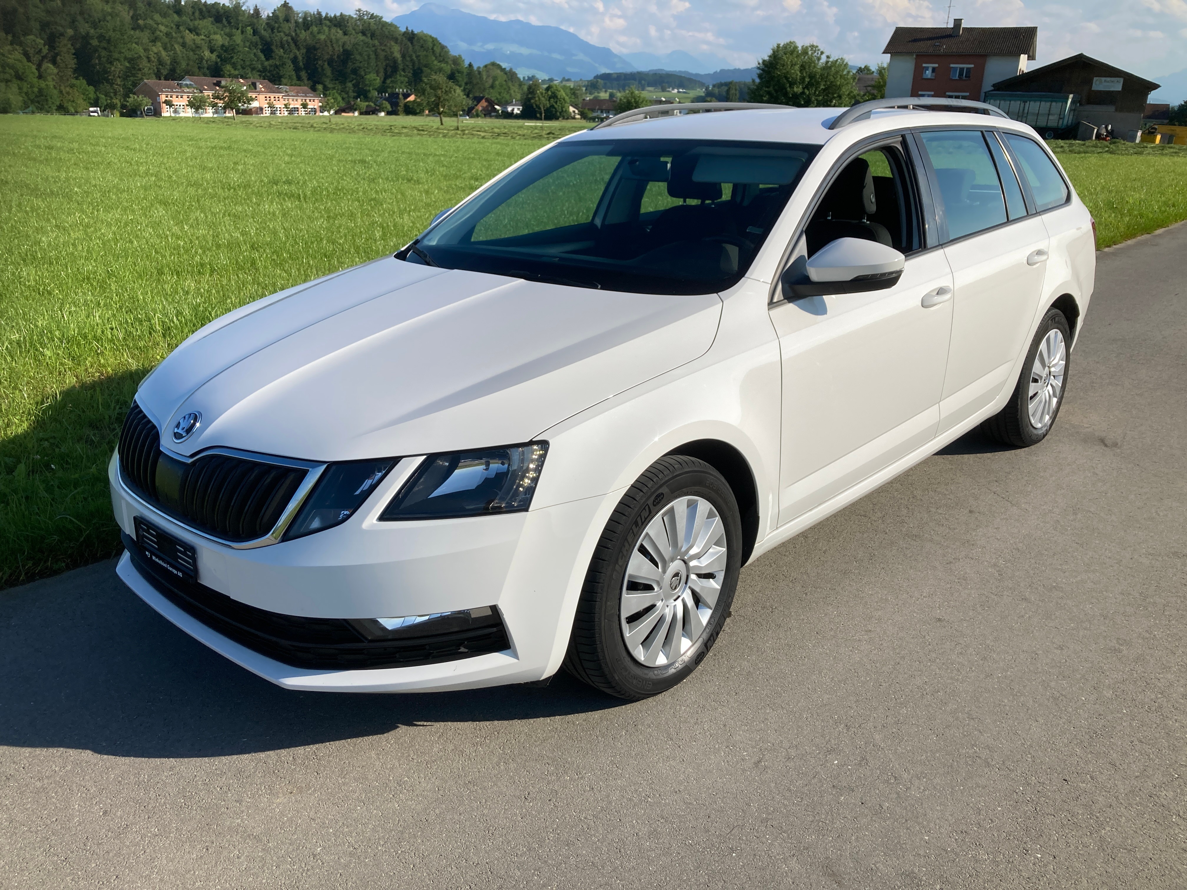 SKODA Octavia Combi 2.0 TDI Ambition 4x4 mit Anhängerkupplung