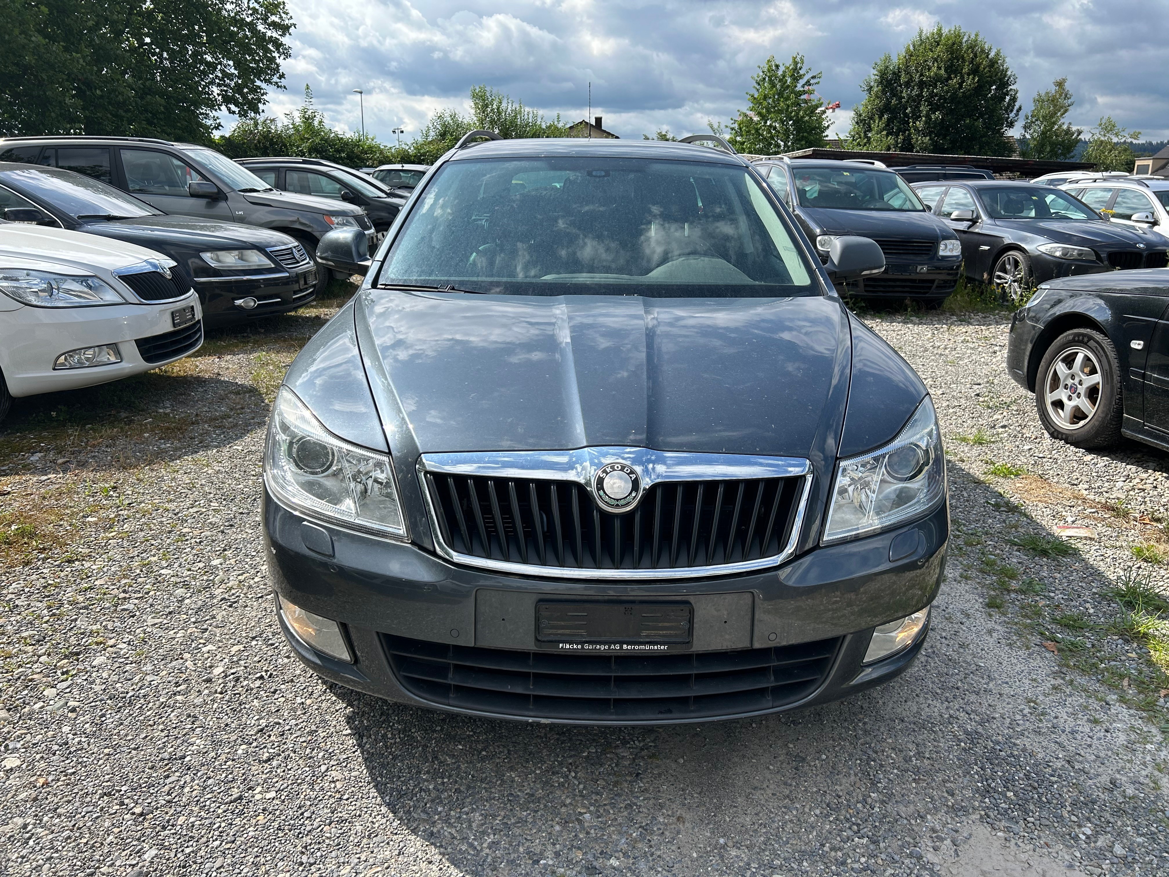 SKODA Octavia Combi 1.8 TSI Ambiente