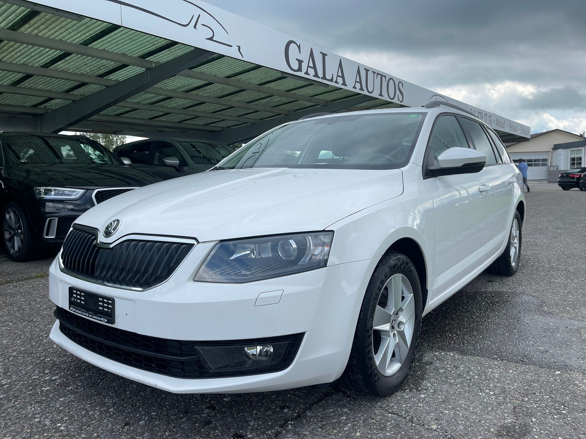 SKODA Octavia Combi 2.0 TDI Ambition 4x4