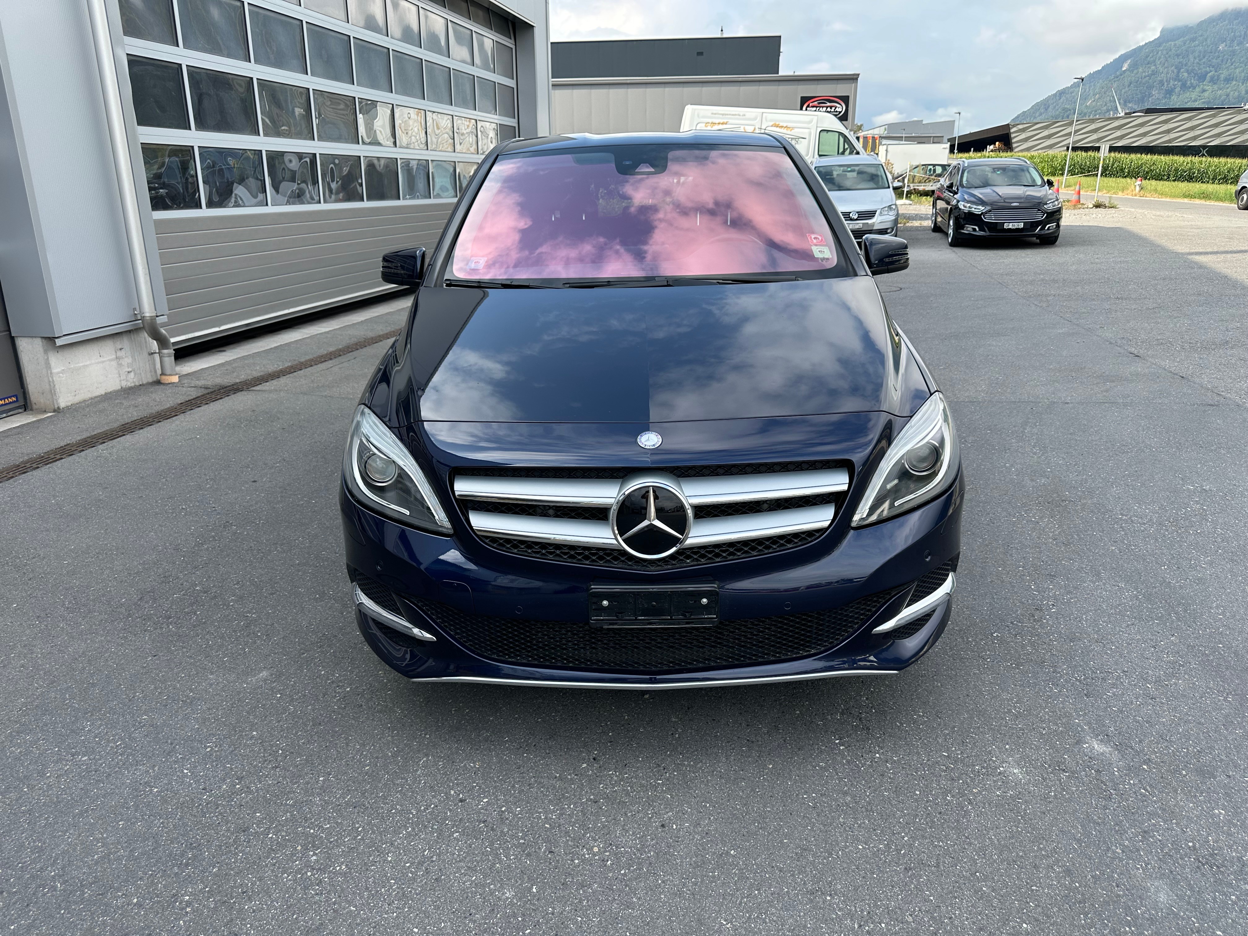 MERCEDES-BENZ B Electric Drive