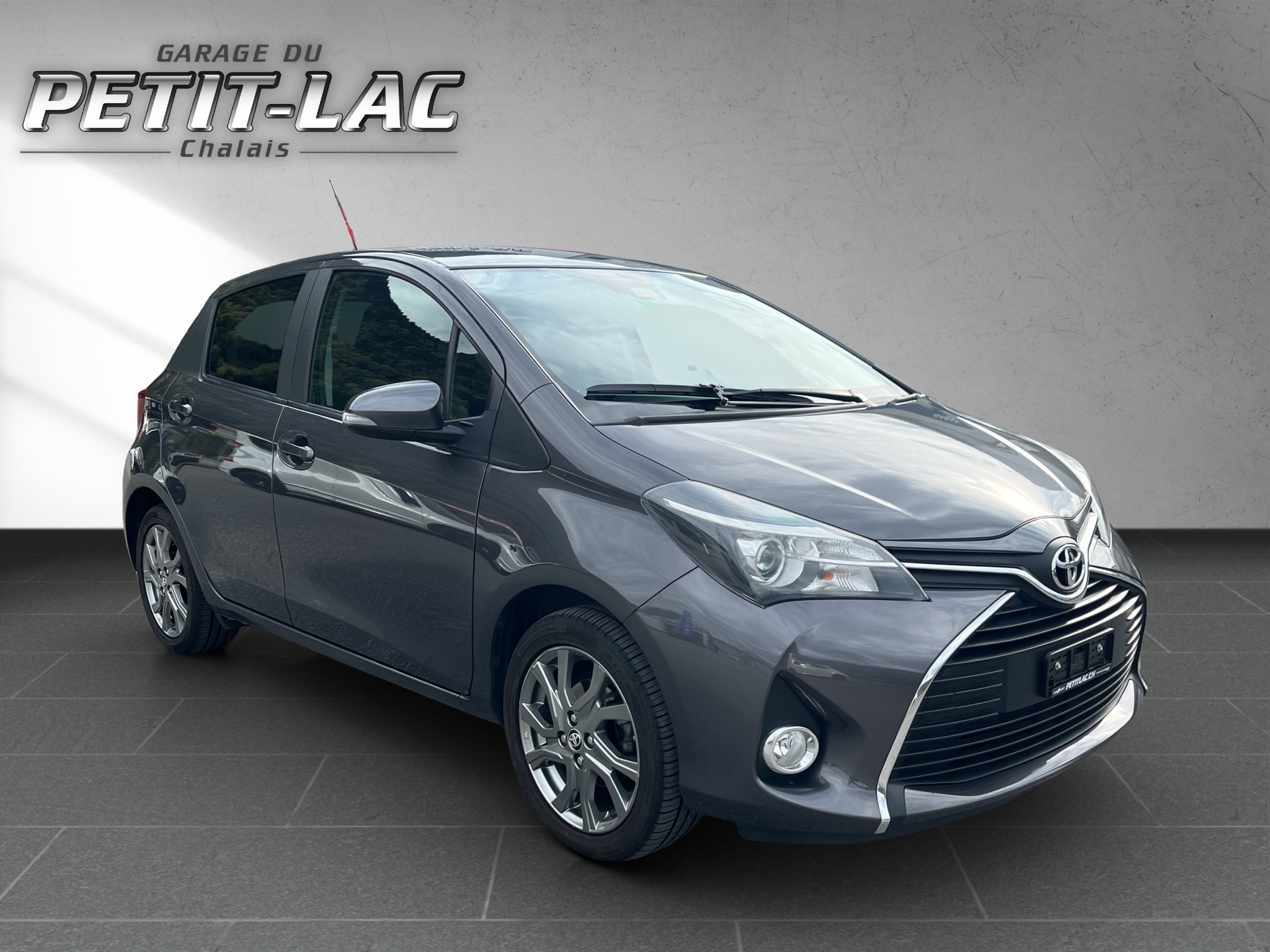 TOYOTA Yaris 1.33 Sol Premium