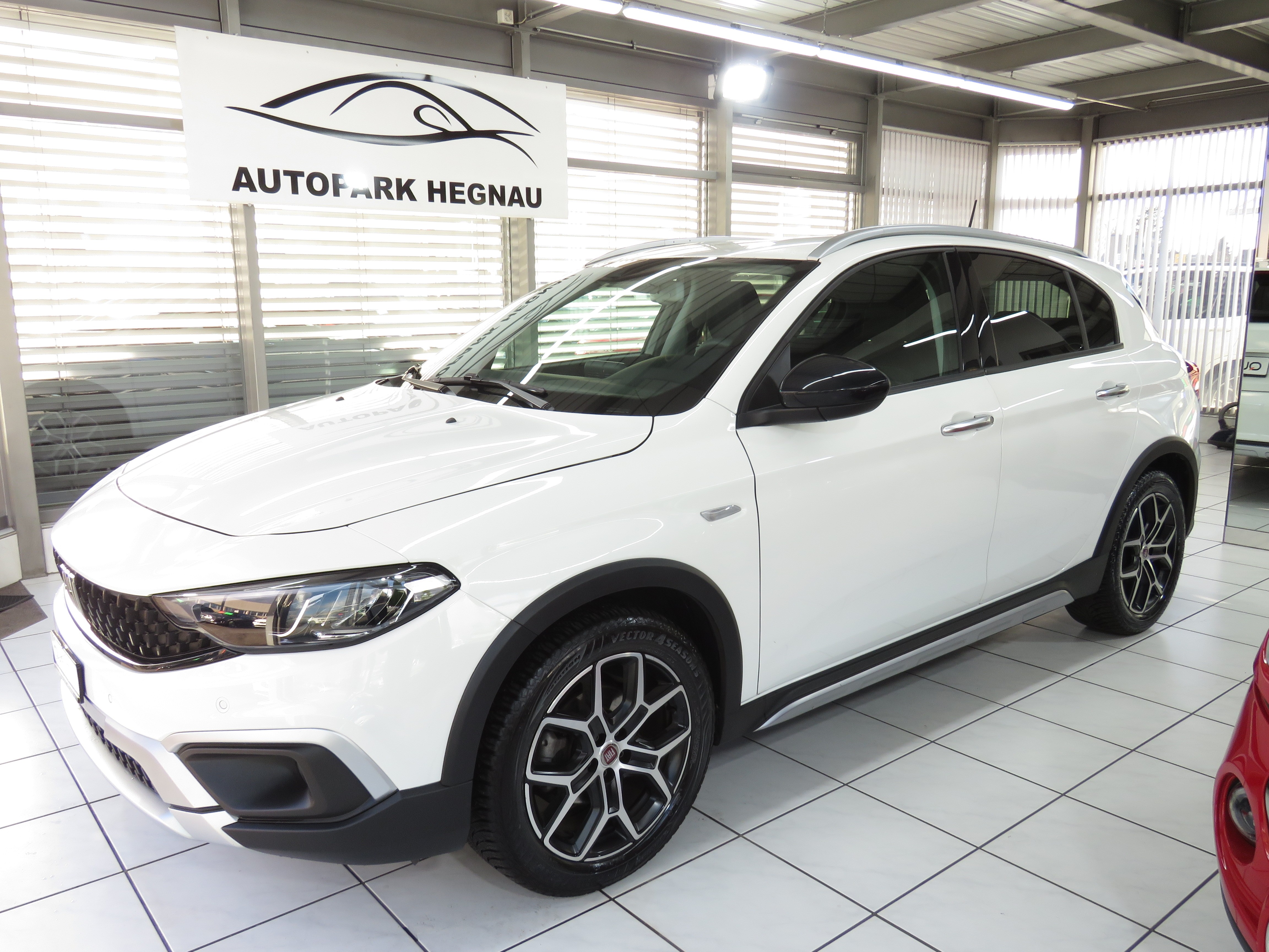 FIAT Tipo 1.6MJ Cross