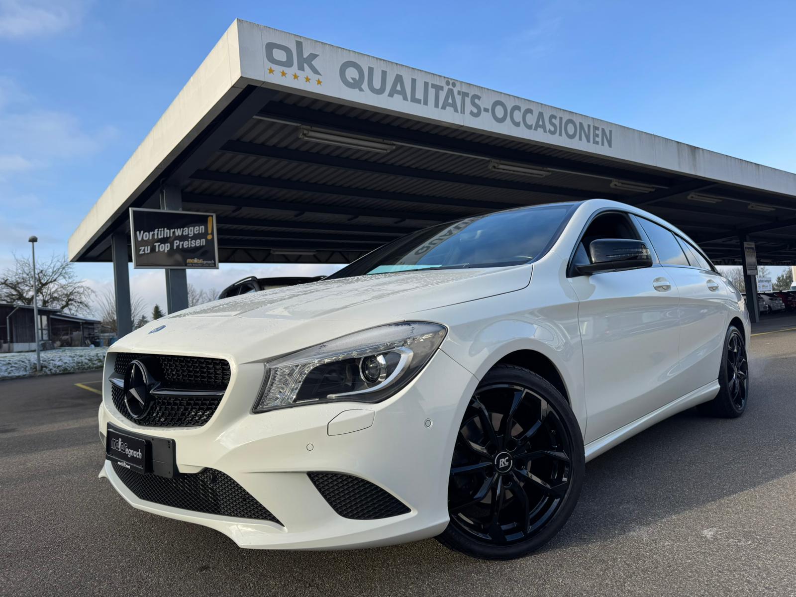 MERCEDES-BENZ CLA Shooting Brake 200 Urban 7G-DCT