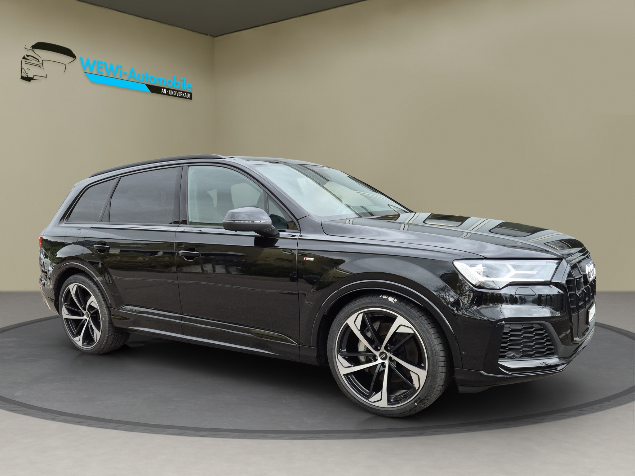 AUDI Q7 55 TFSI S Line quattro tiptronic