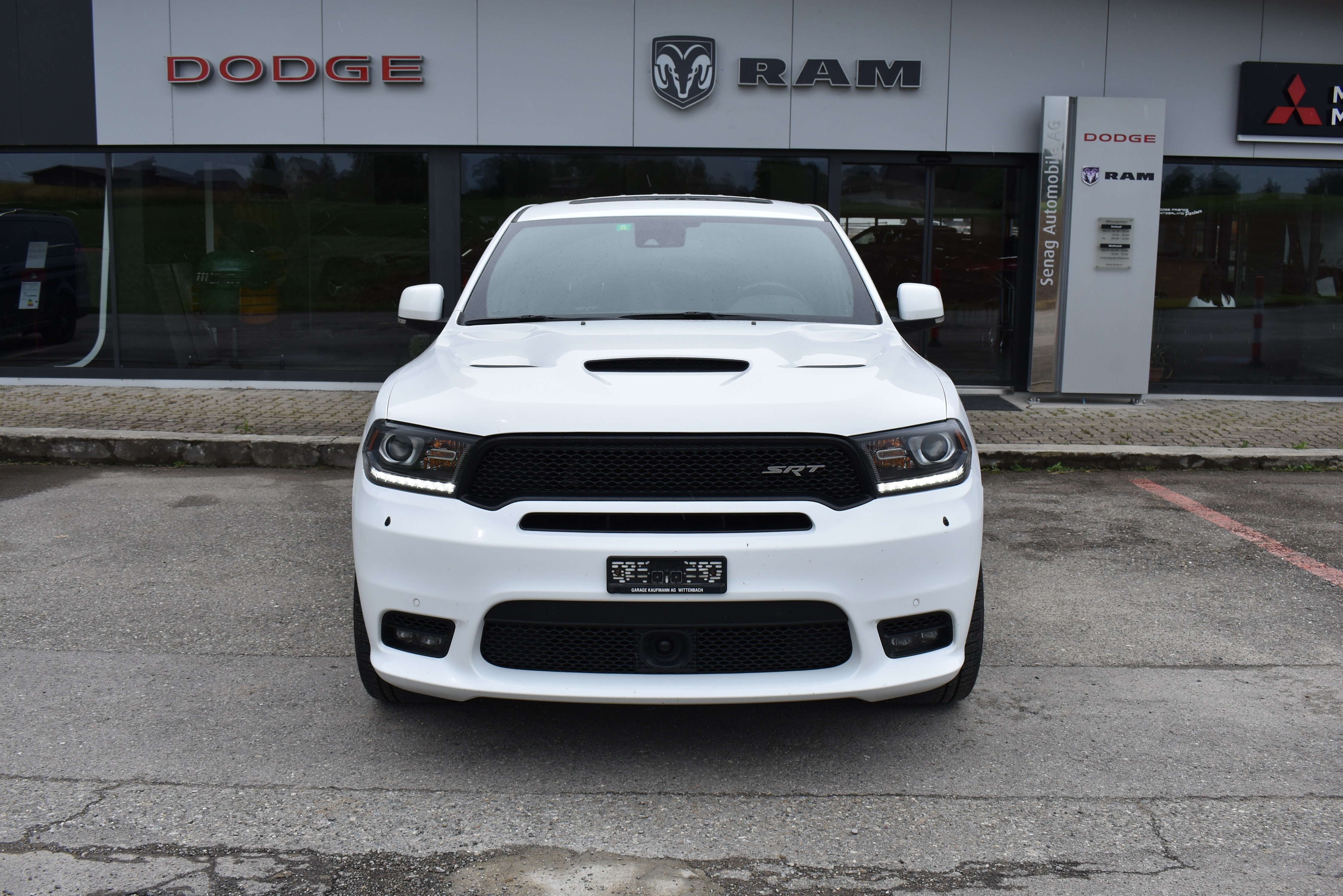 DODGE Durango SRT 392