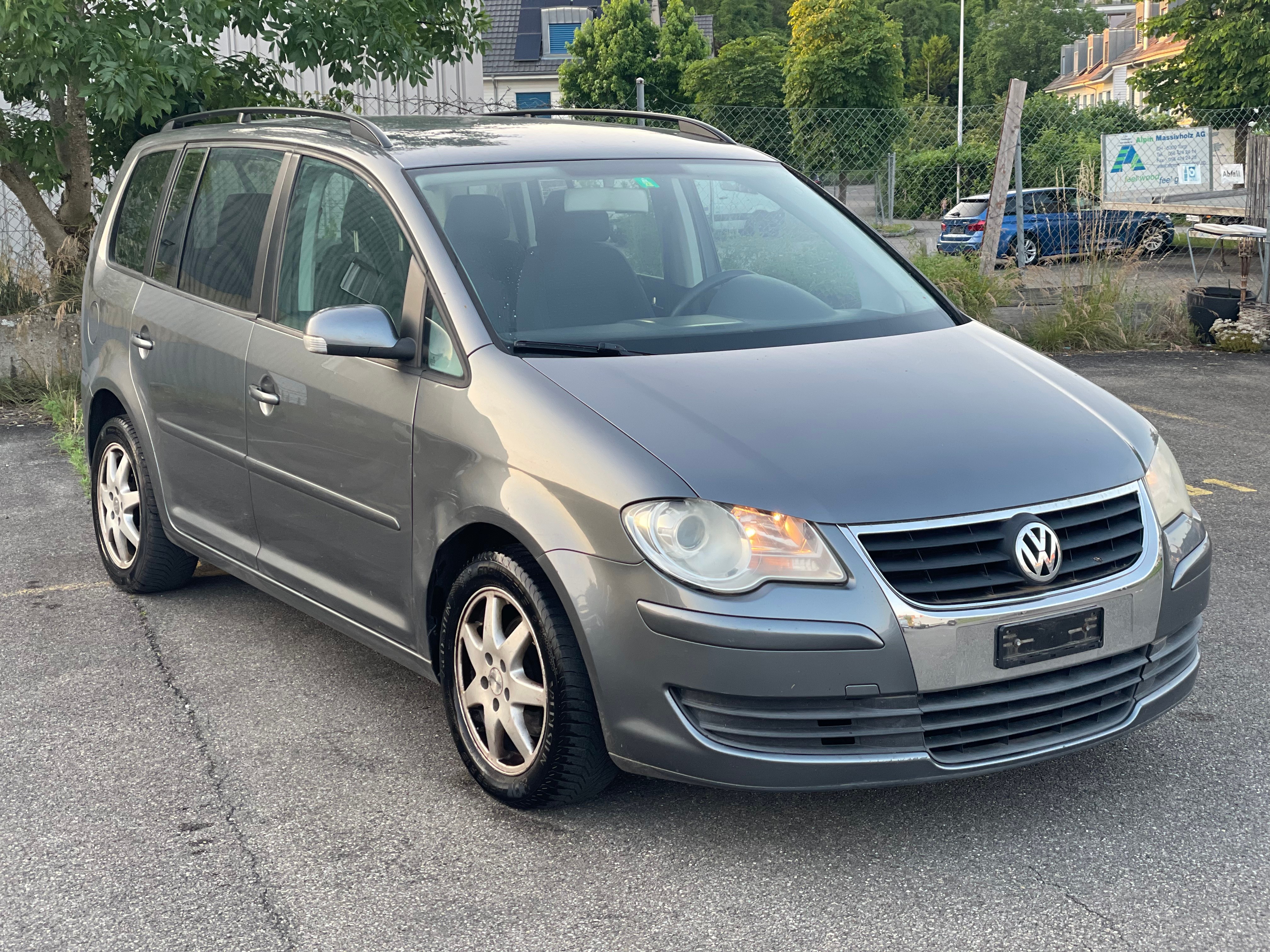 VW TOURAN