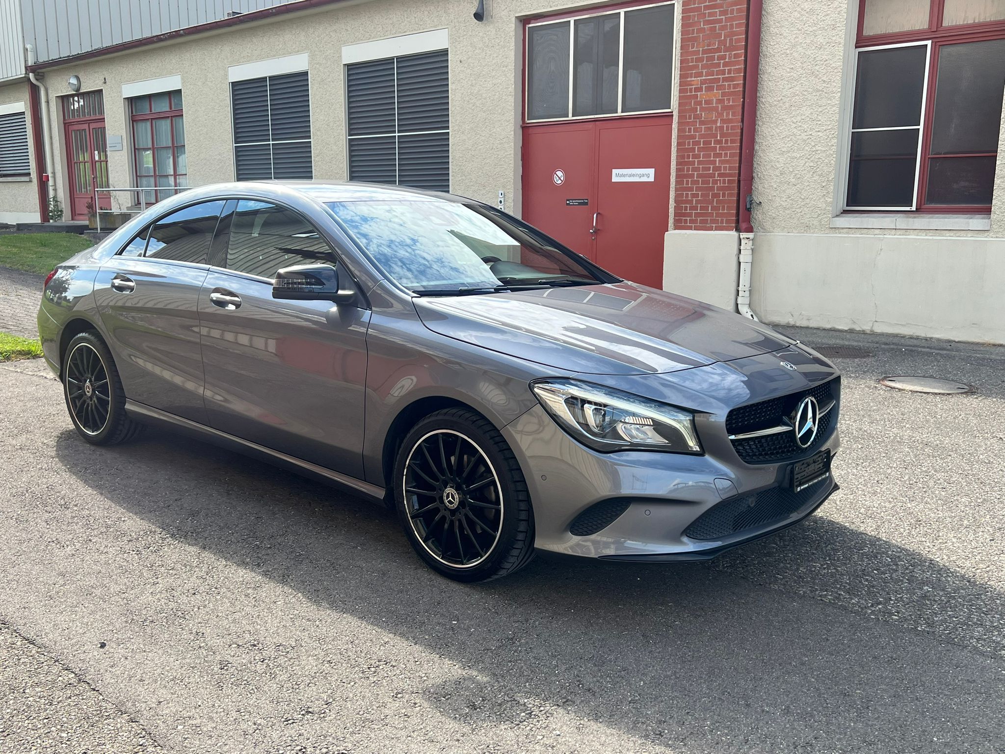 MERCEDES-BENZ CLA 200 Night Star 7G-DCT