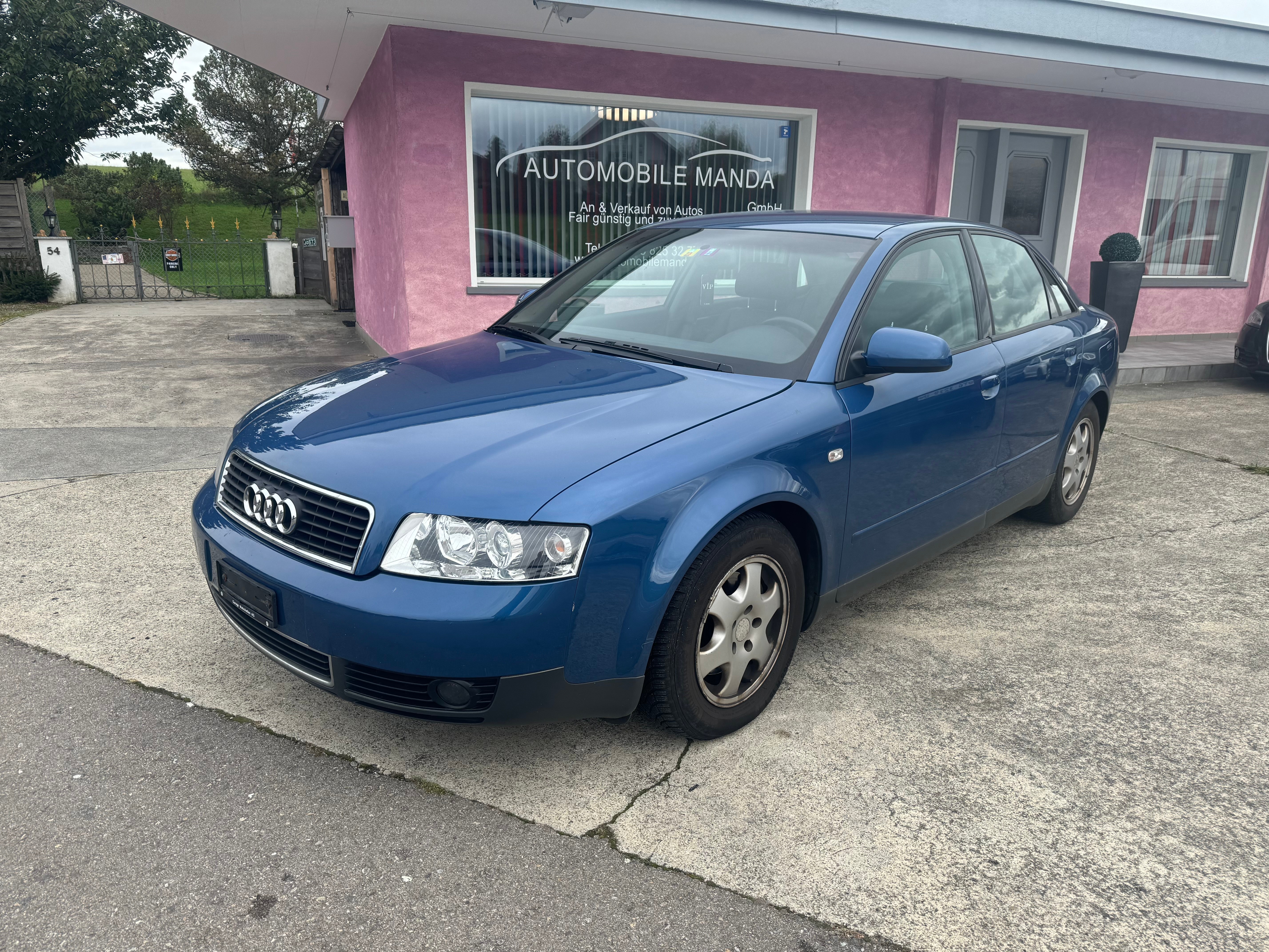 AUDI A4 2.0