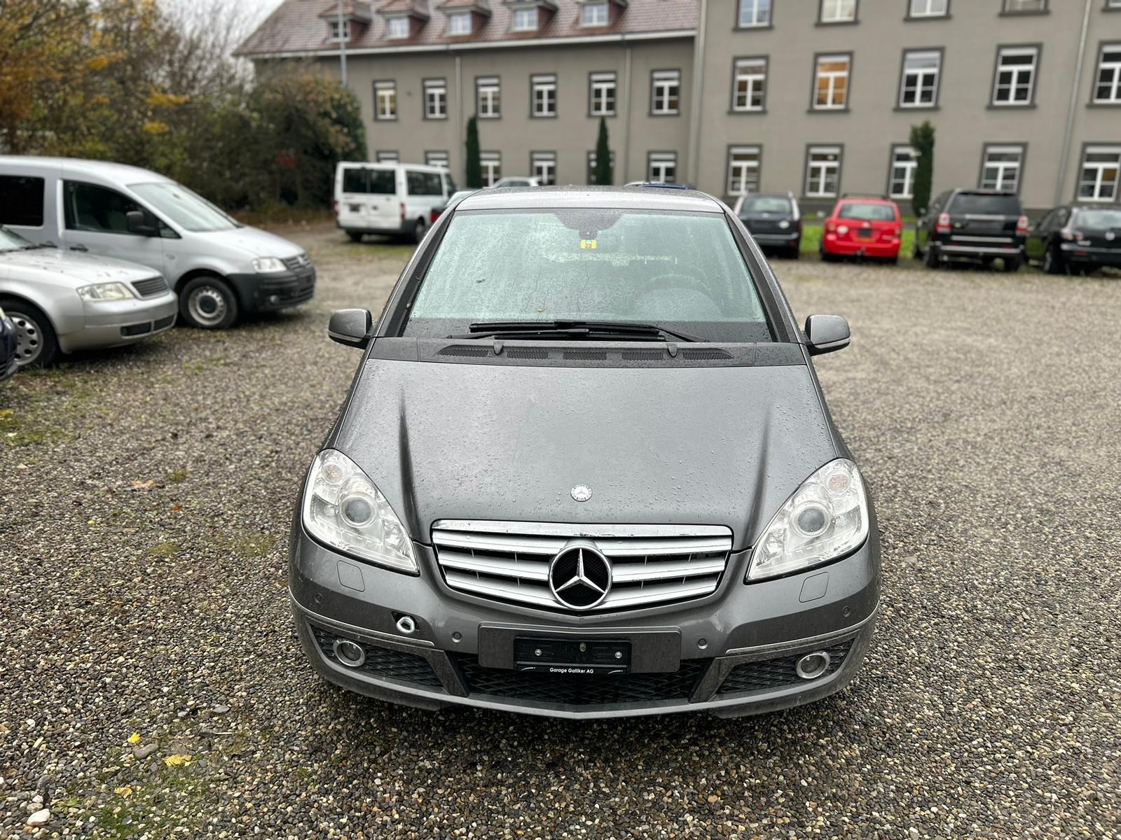 MERCEDES-BENZ A 200 CDI Elégance Autotronic