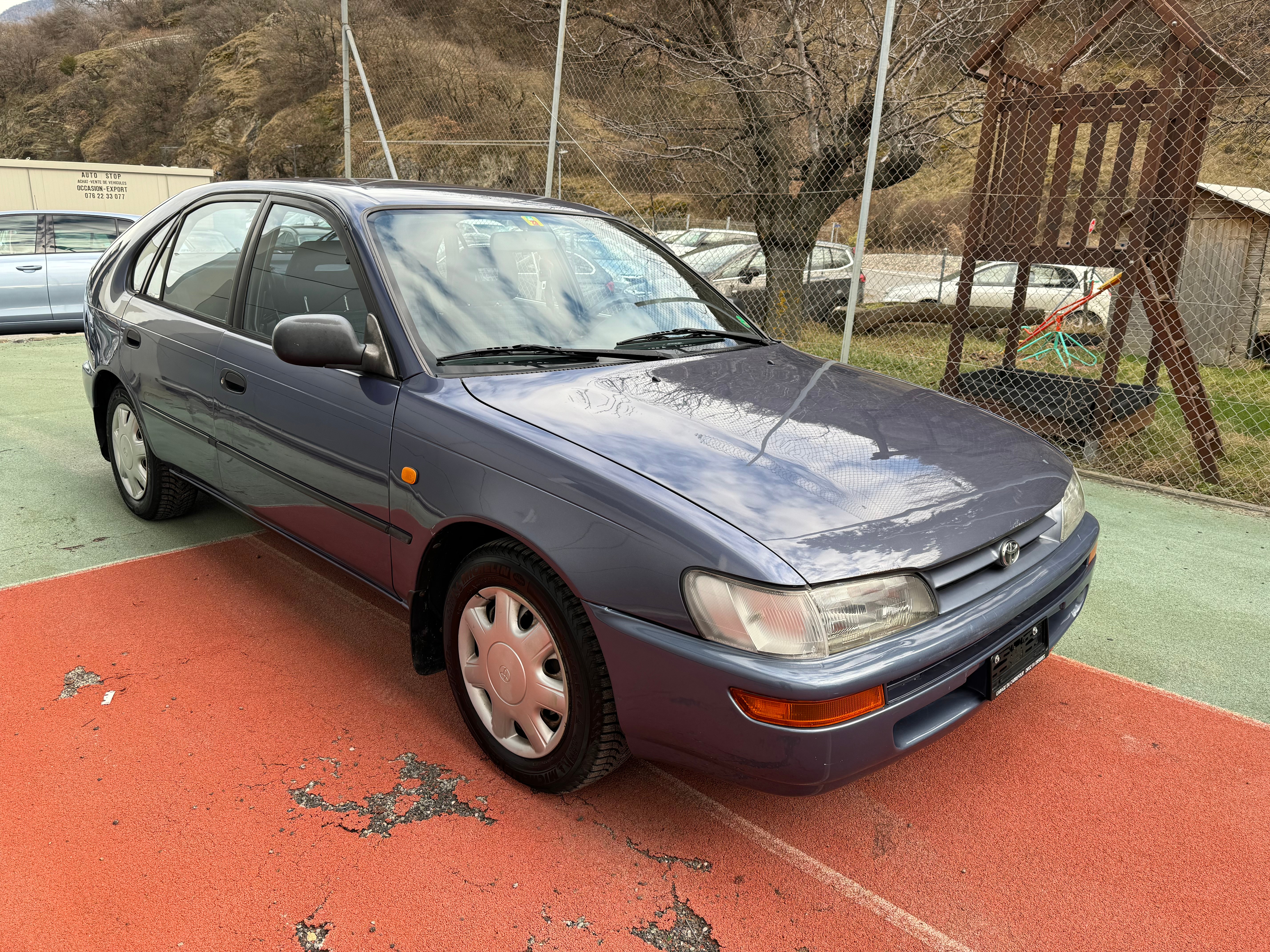 TOYOTA Corolla 1.6 XLi Compact