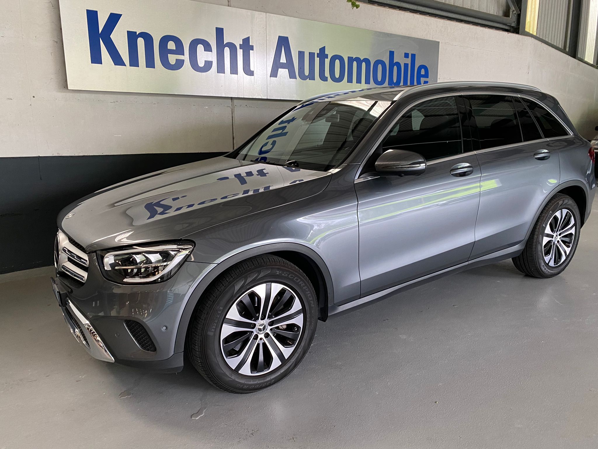 MERCEDES-BENZ GLC 220 d 4Matic 9G-Tronic