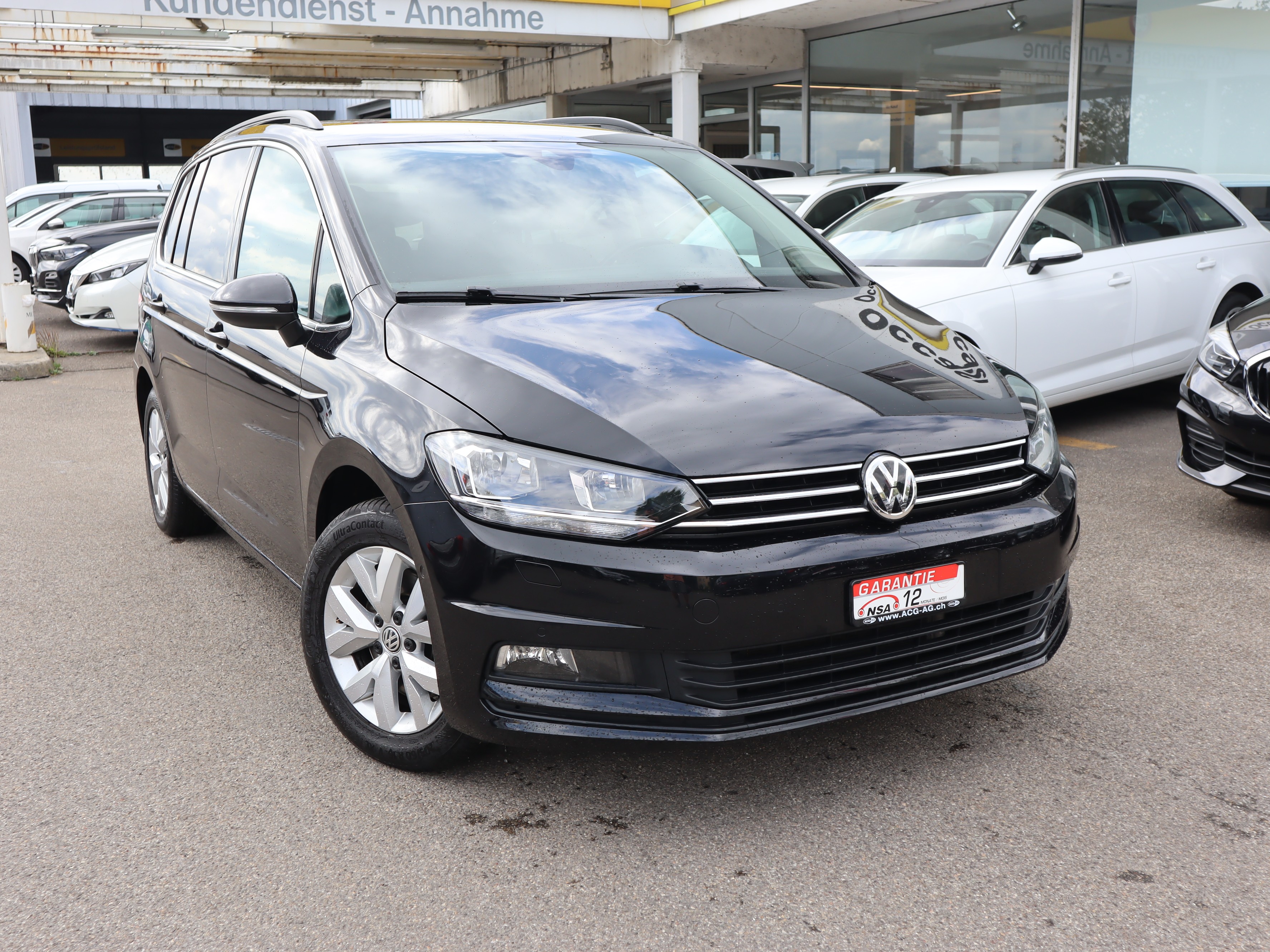 VW Touran 1.5 TSI EVO Comfortline DSG ** 7-Plätzer ** Gr-Navi mit Multimedia ** PDC V+H ** RF-Kamera ** Swiss-Line **