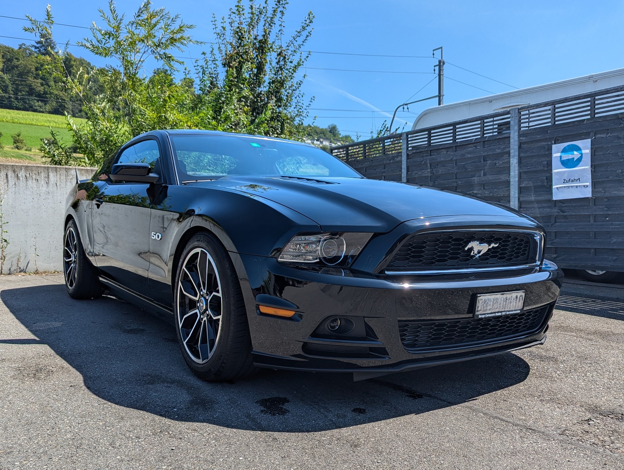 FORD MUSTANG GT