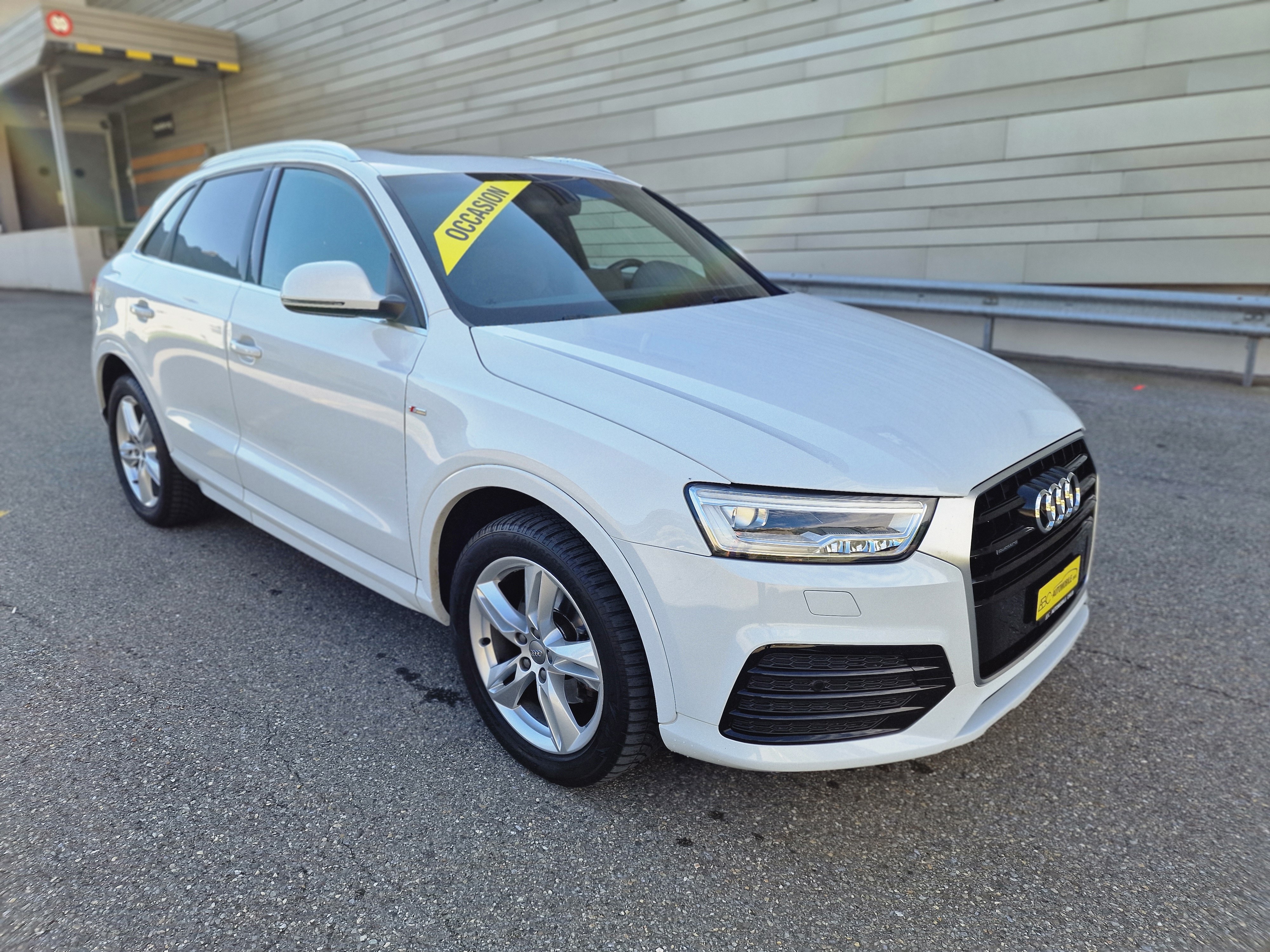 AUDI Q3 2.0 TDI S-LINE quattro S-tronic