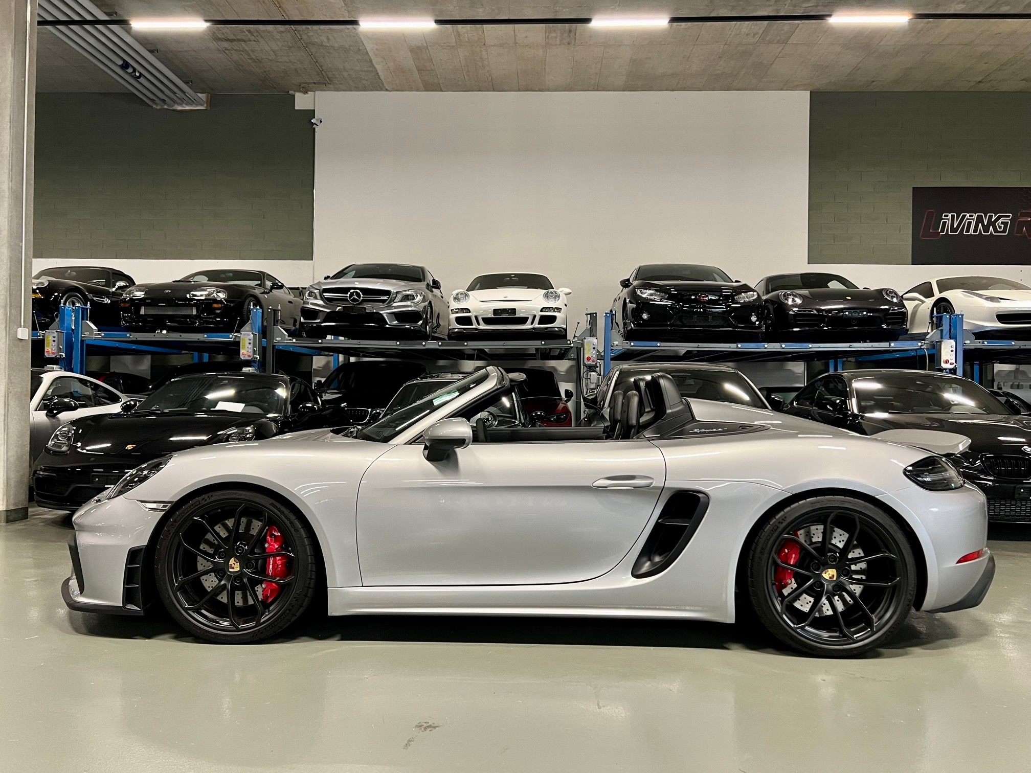 PORSCHE 718 Boxster Spyder PDK